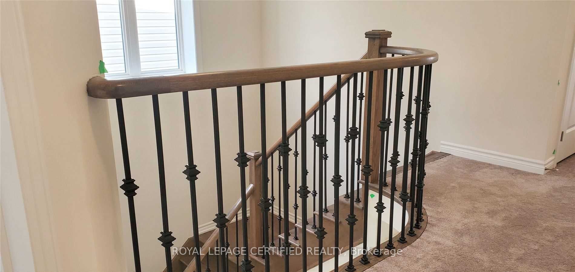 21 Munro Circle Property Photo 16