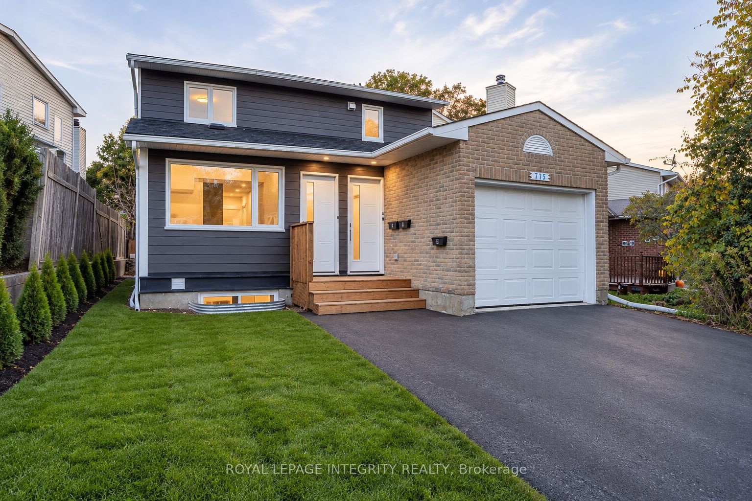 775 Kingfisher Crescent A Property Photo 2