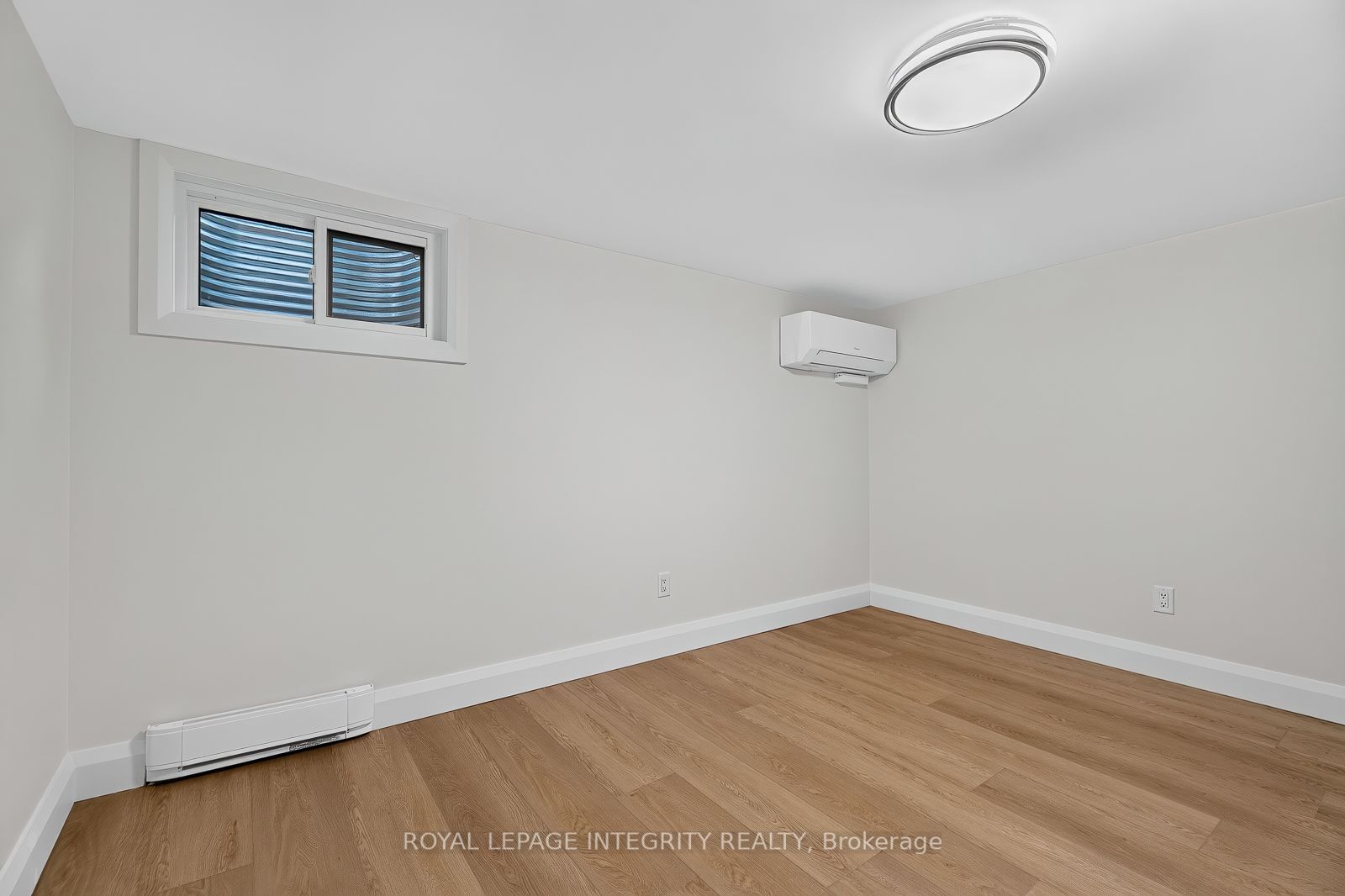 775 Kingfisher Crescent A Property Photo 18