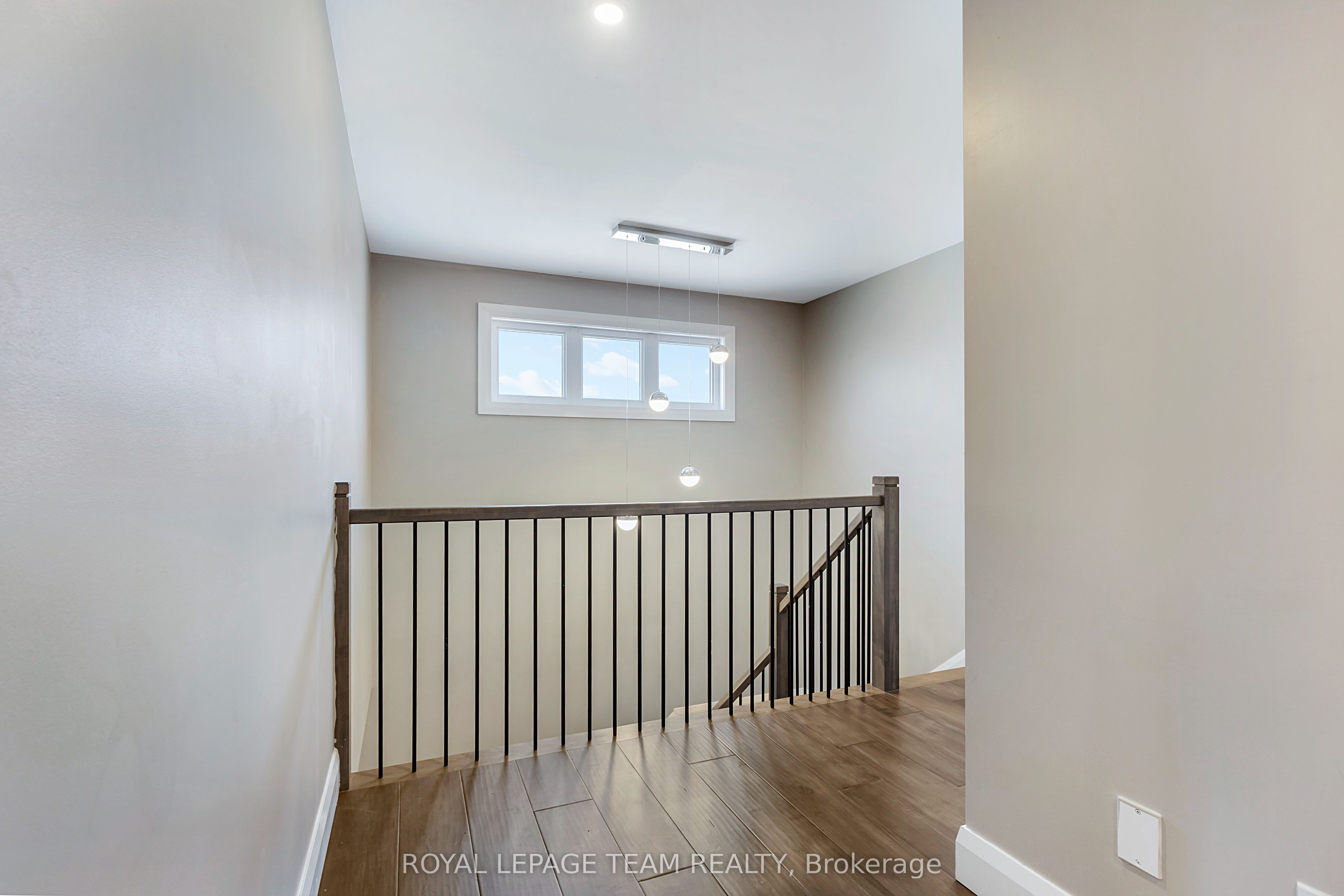 348 Abbeydale Circle Property Photo 12