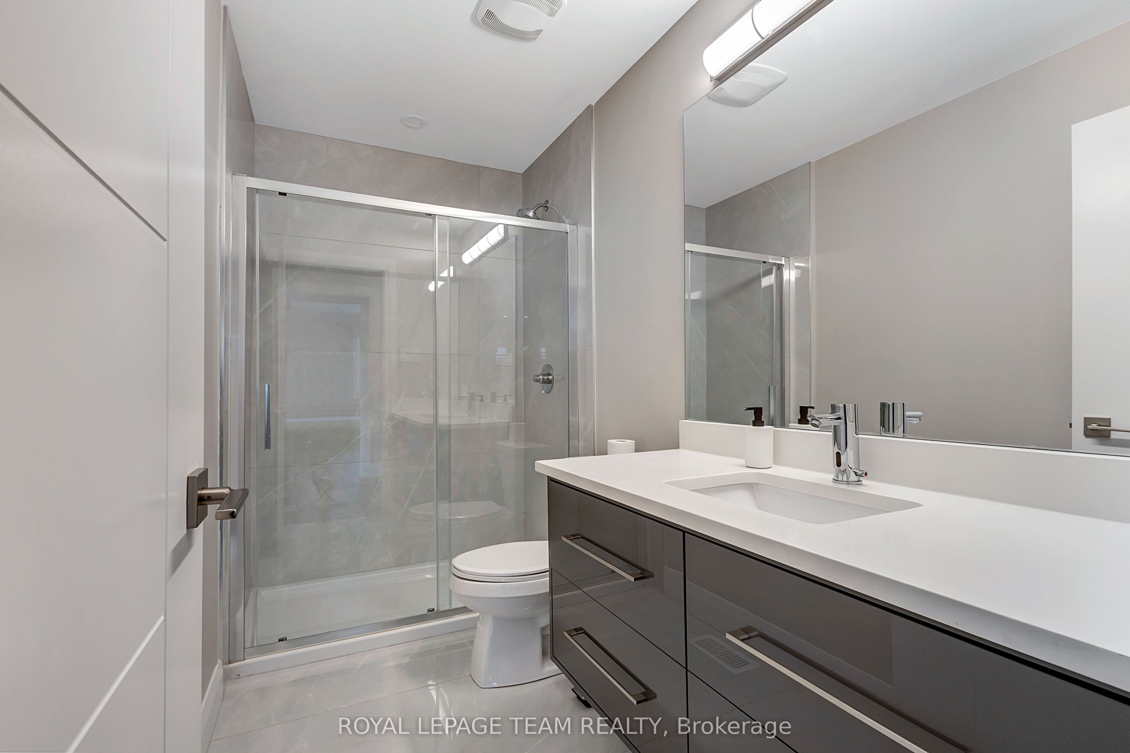 348 Abbeydale Circle Property Photo 24