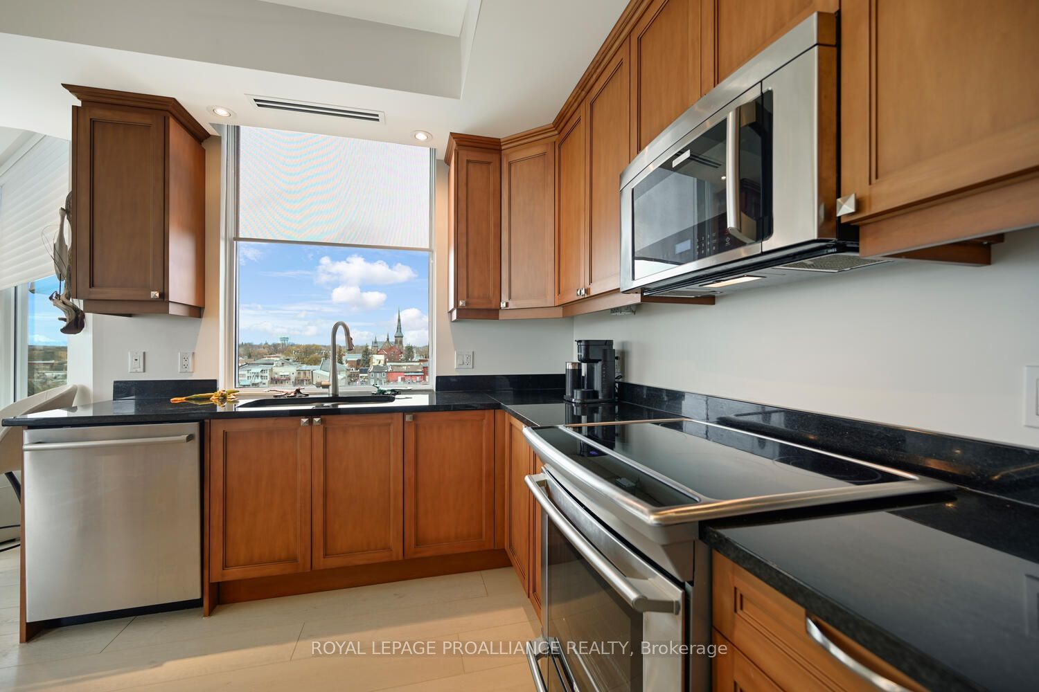 15 St Andrew Street E 1004 Property Photo 21