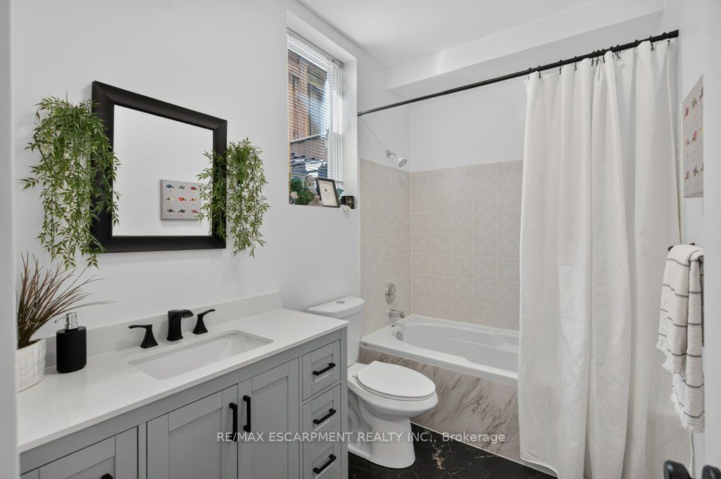 447 Golf Links Road Property Photo 40