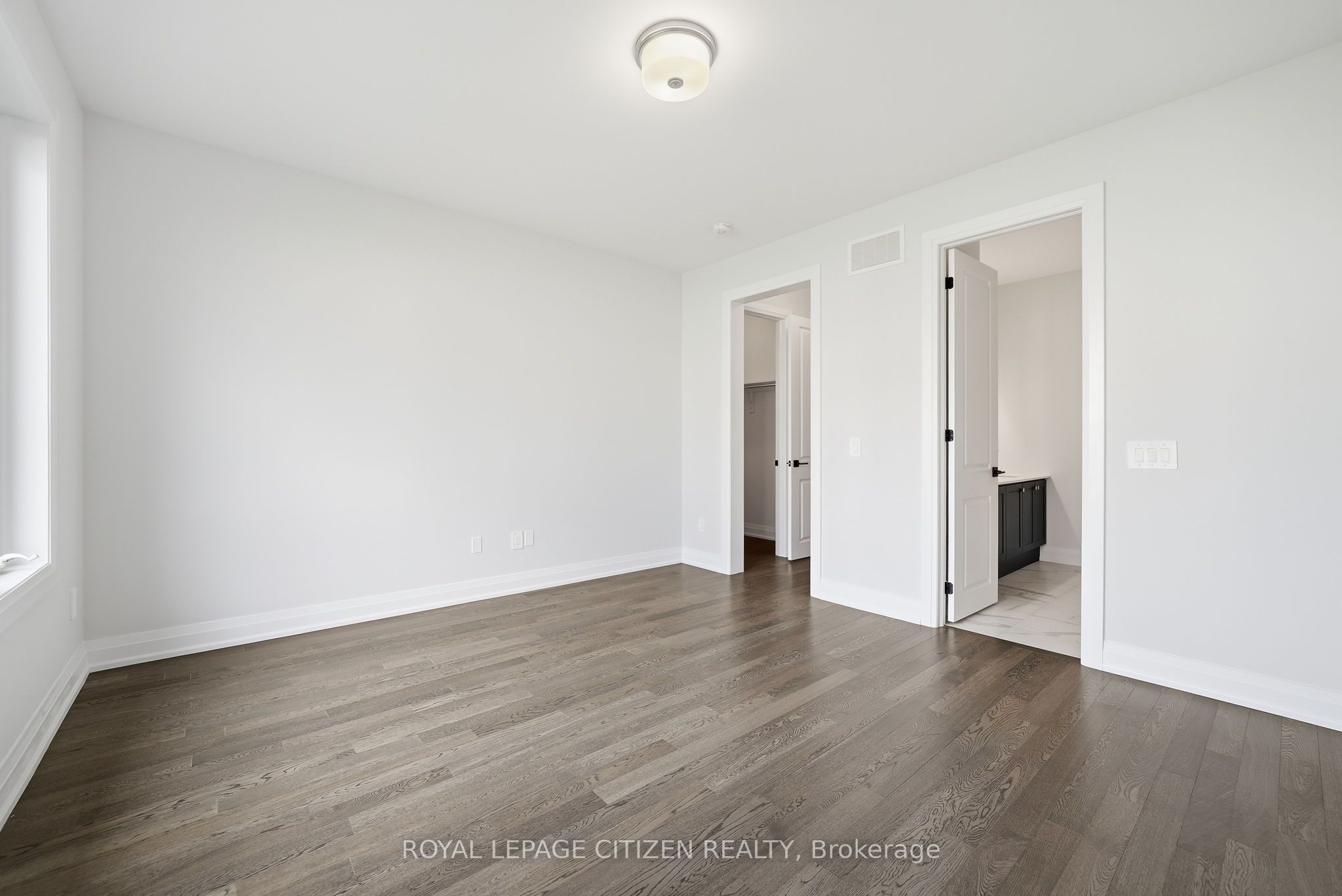 18 Mckay Avenue Property Photo 33