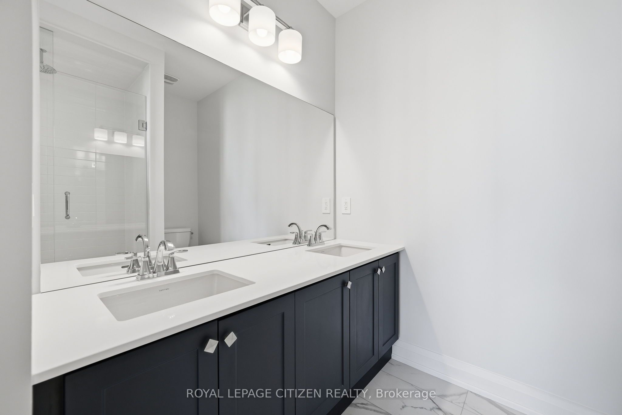 18 Mckay Avenue Property Photo 37
