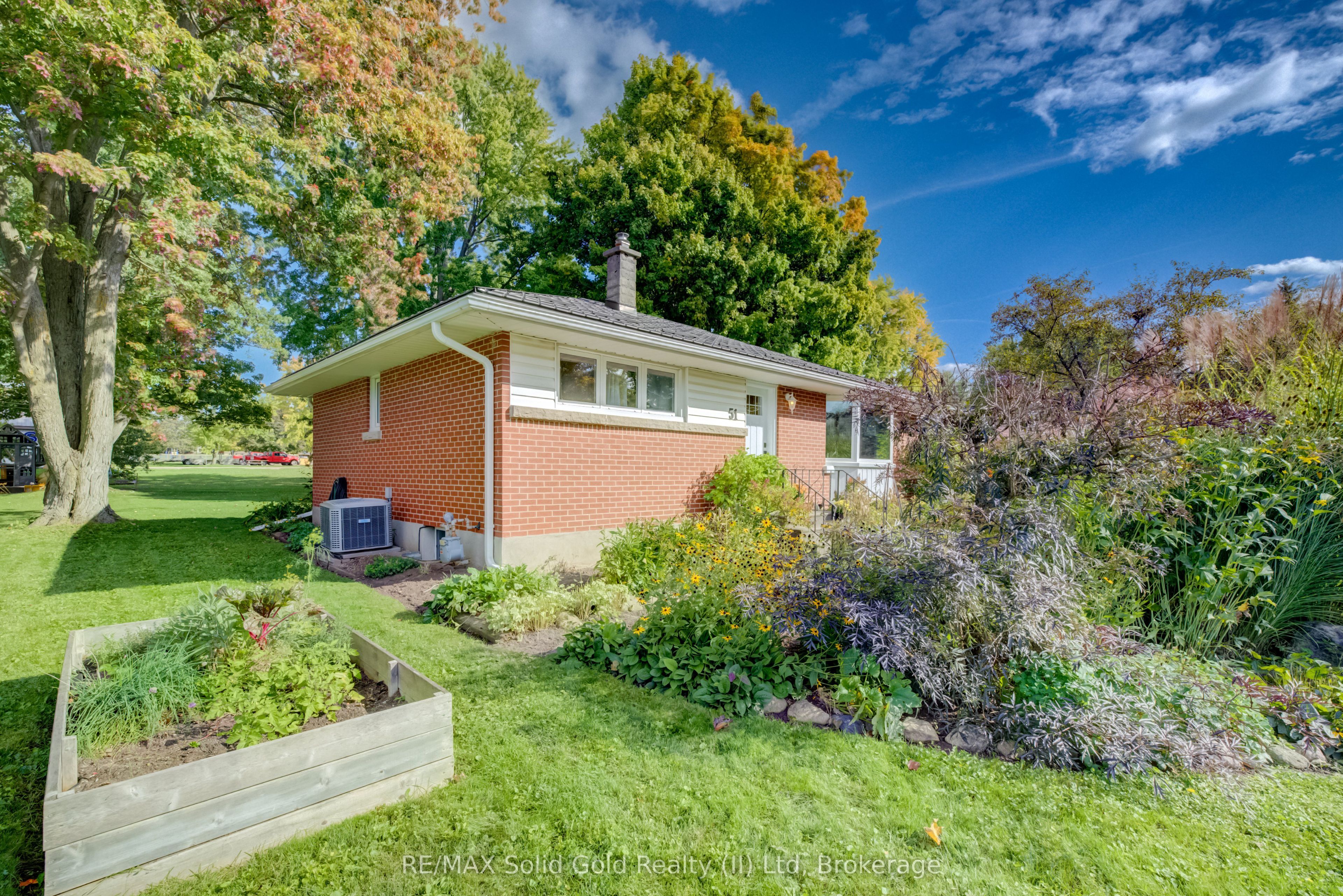 51 William Street Property Photo 2