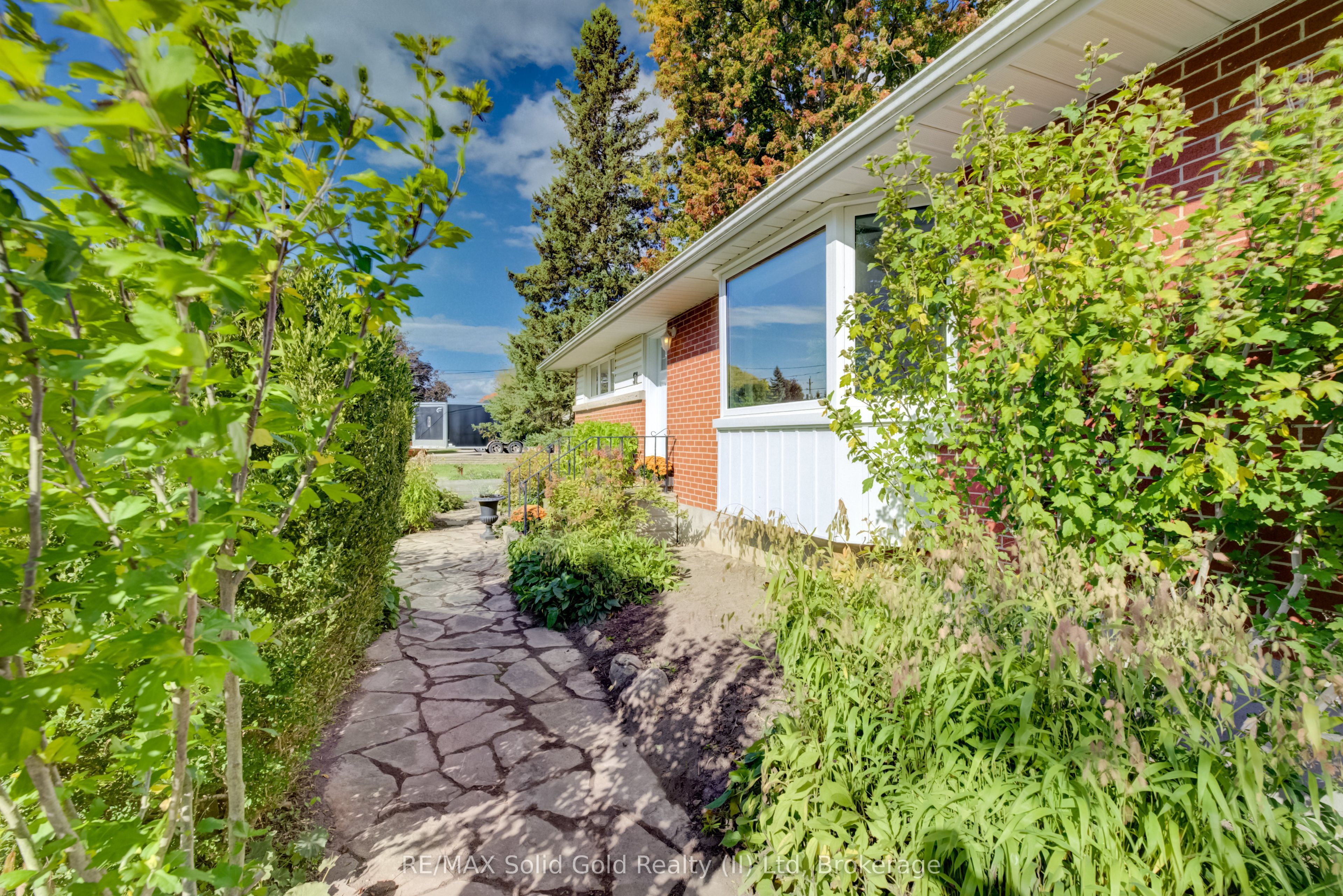51 William Street Property Photo 4