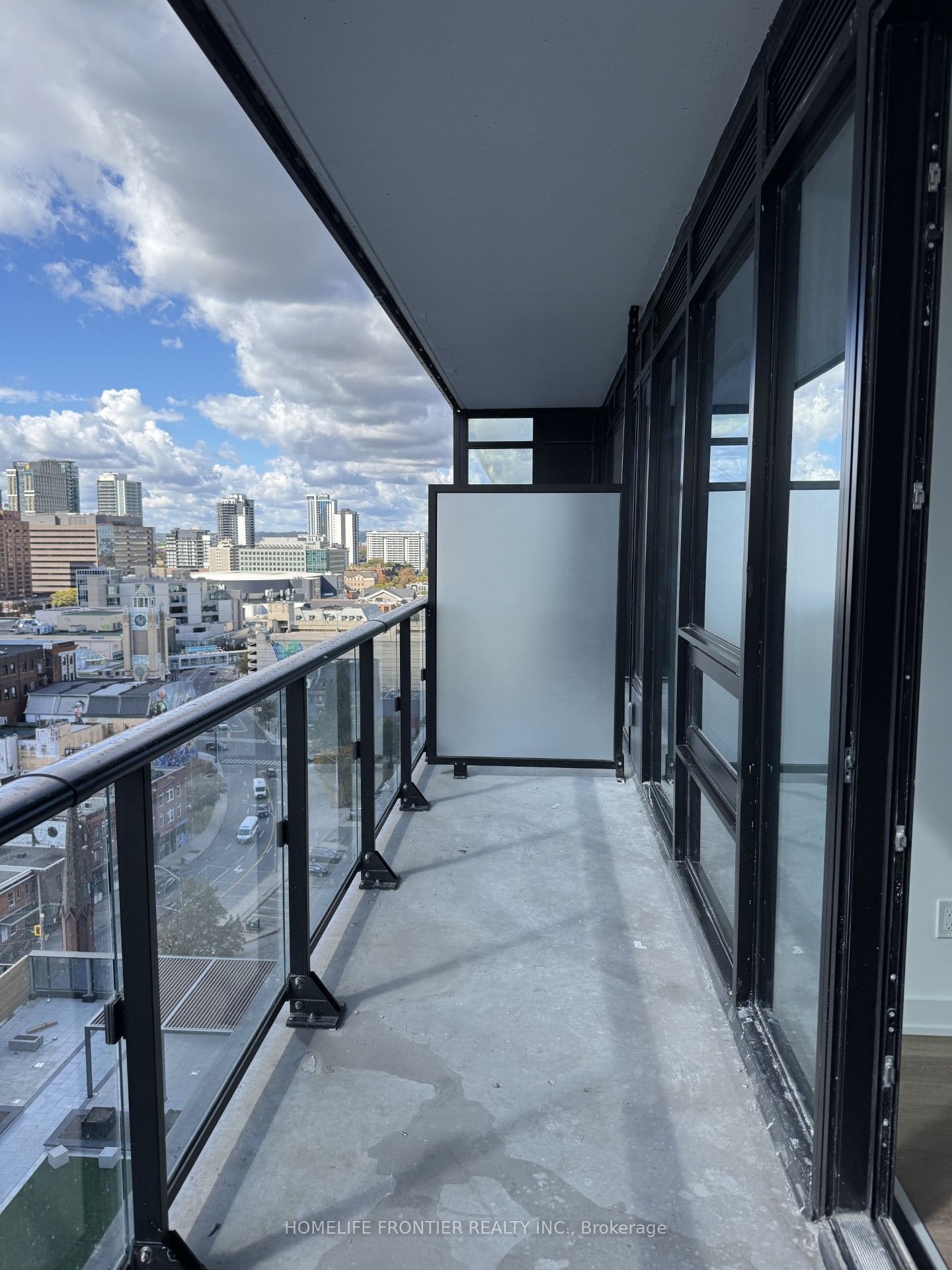 101 John Street 1615 Property Photo 8
