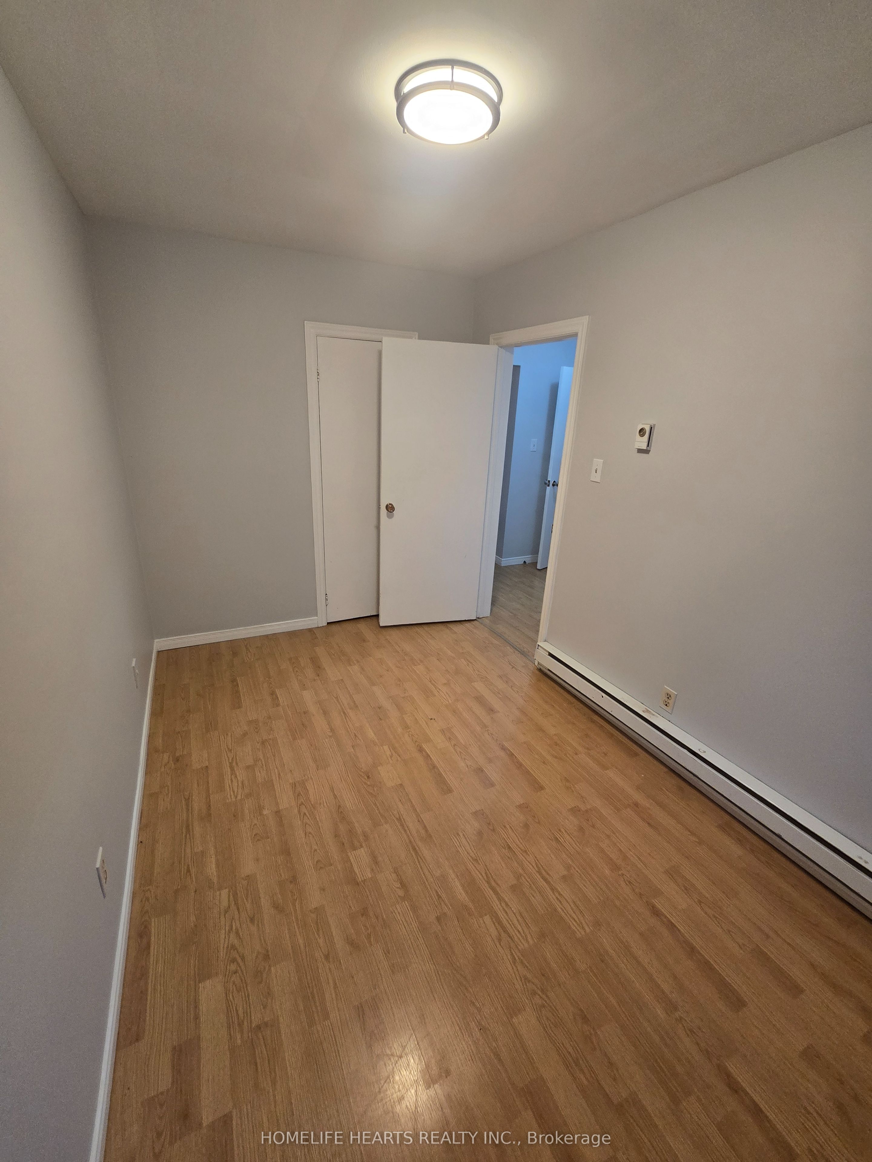 362 Grey Street 3 Property Photo 5