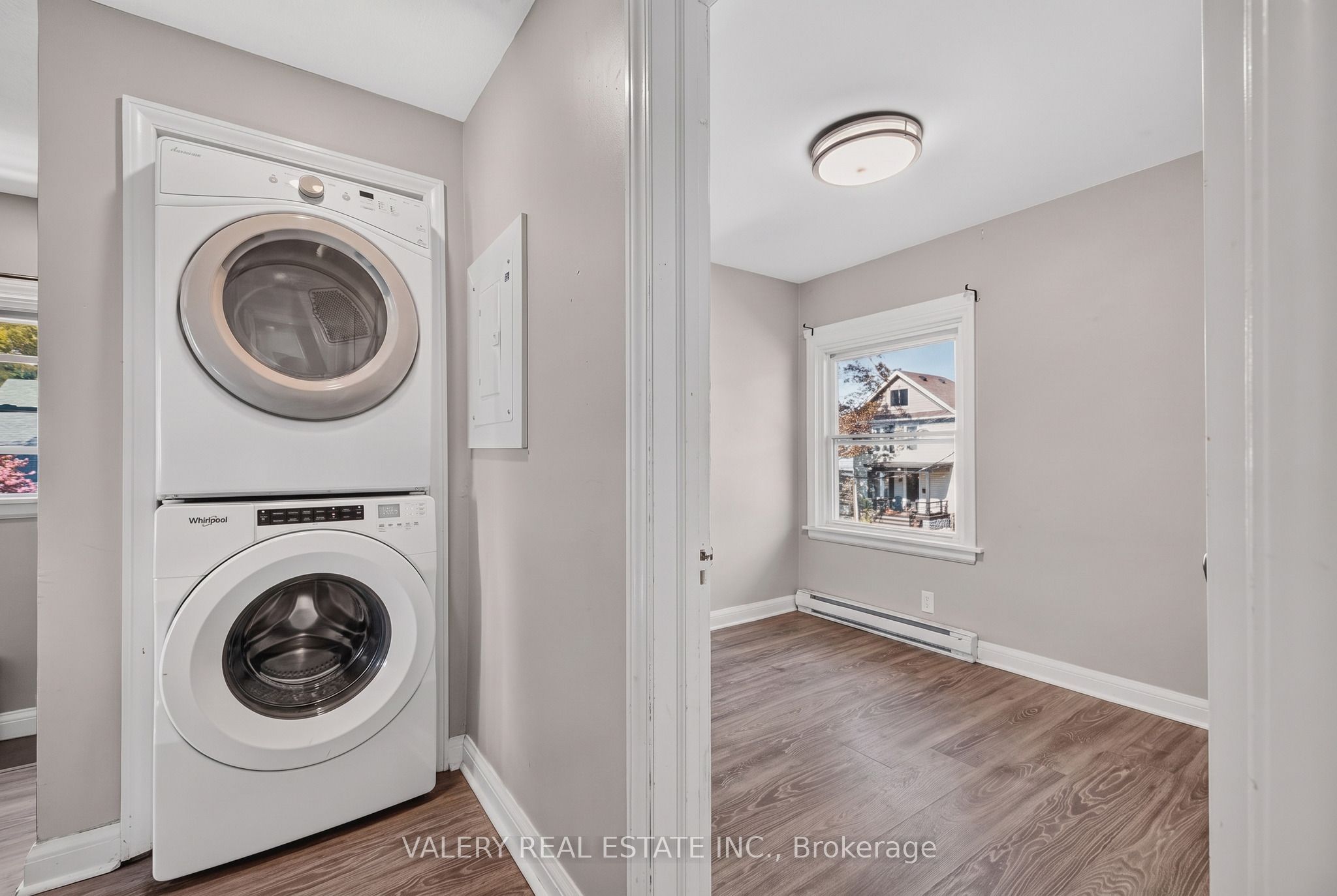 752 Sherring Street Property Photo 14