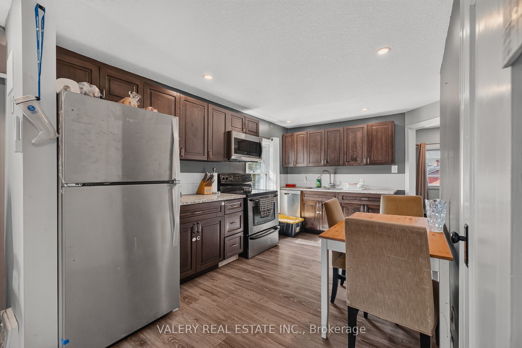 752 Sherring Street Property Photo 15