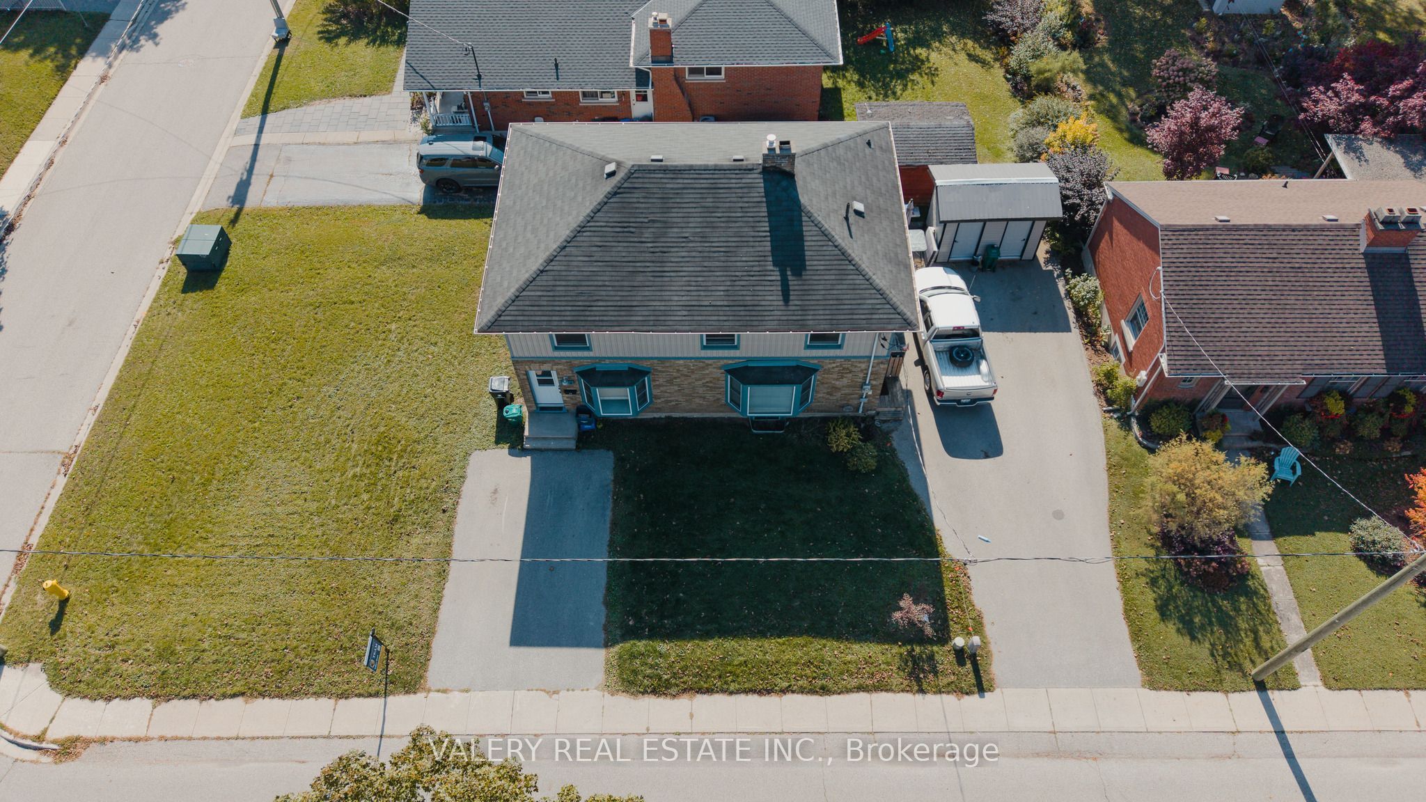 752 Sherring Street Property Photo 30