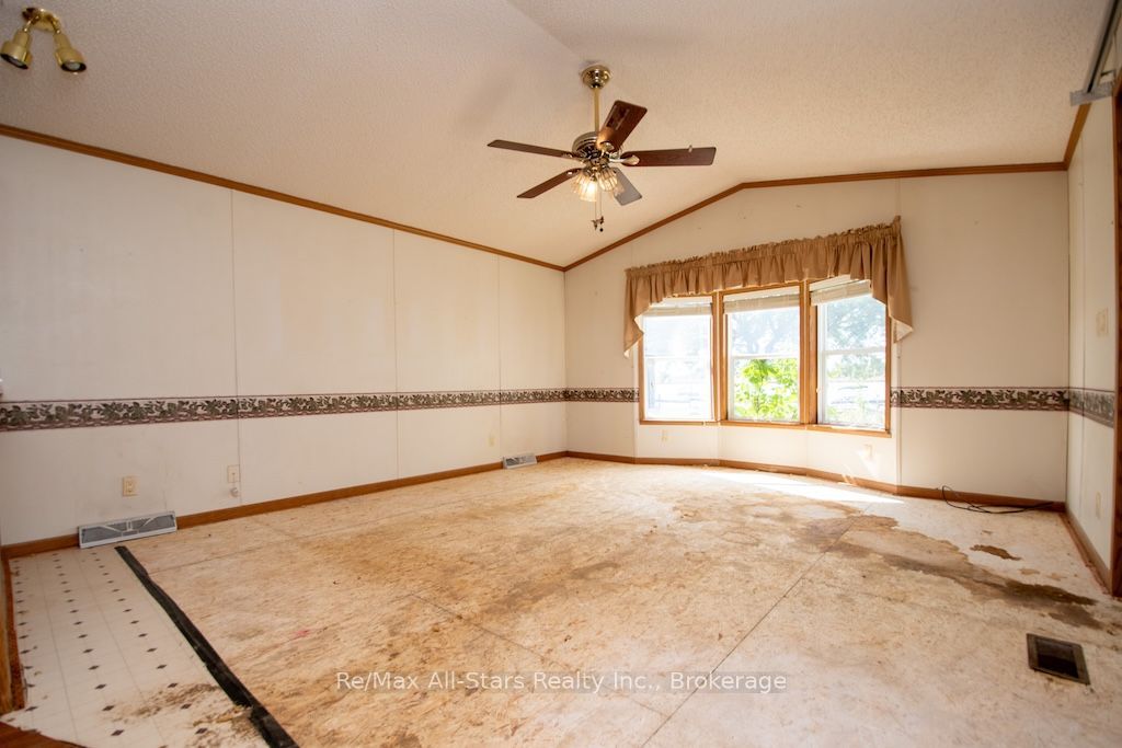 4 Mcgregor Drive Property Photo 15