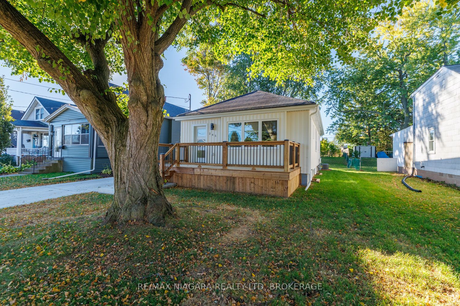 245 Bowen Road Property Photo 3