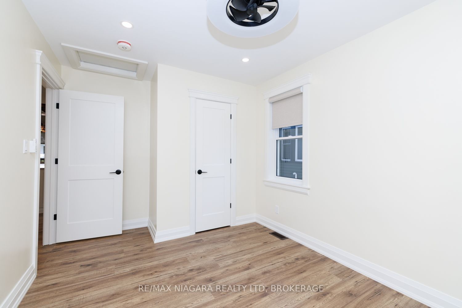 245 Bowen Road Property Photo 17
