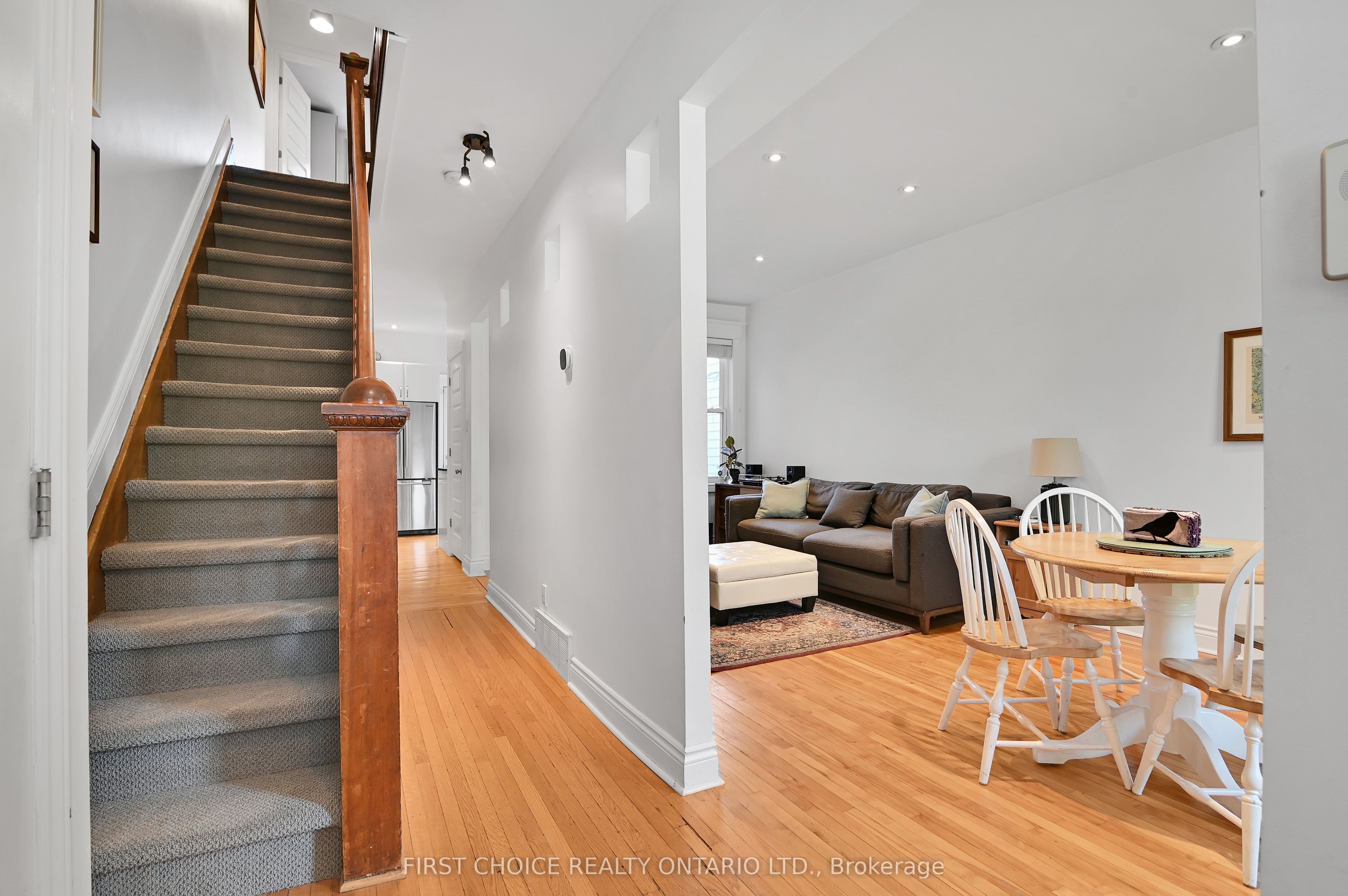 276 Fifth Avenue Property Photo 5