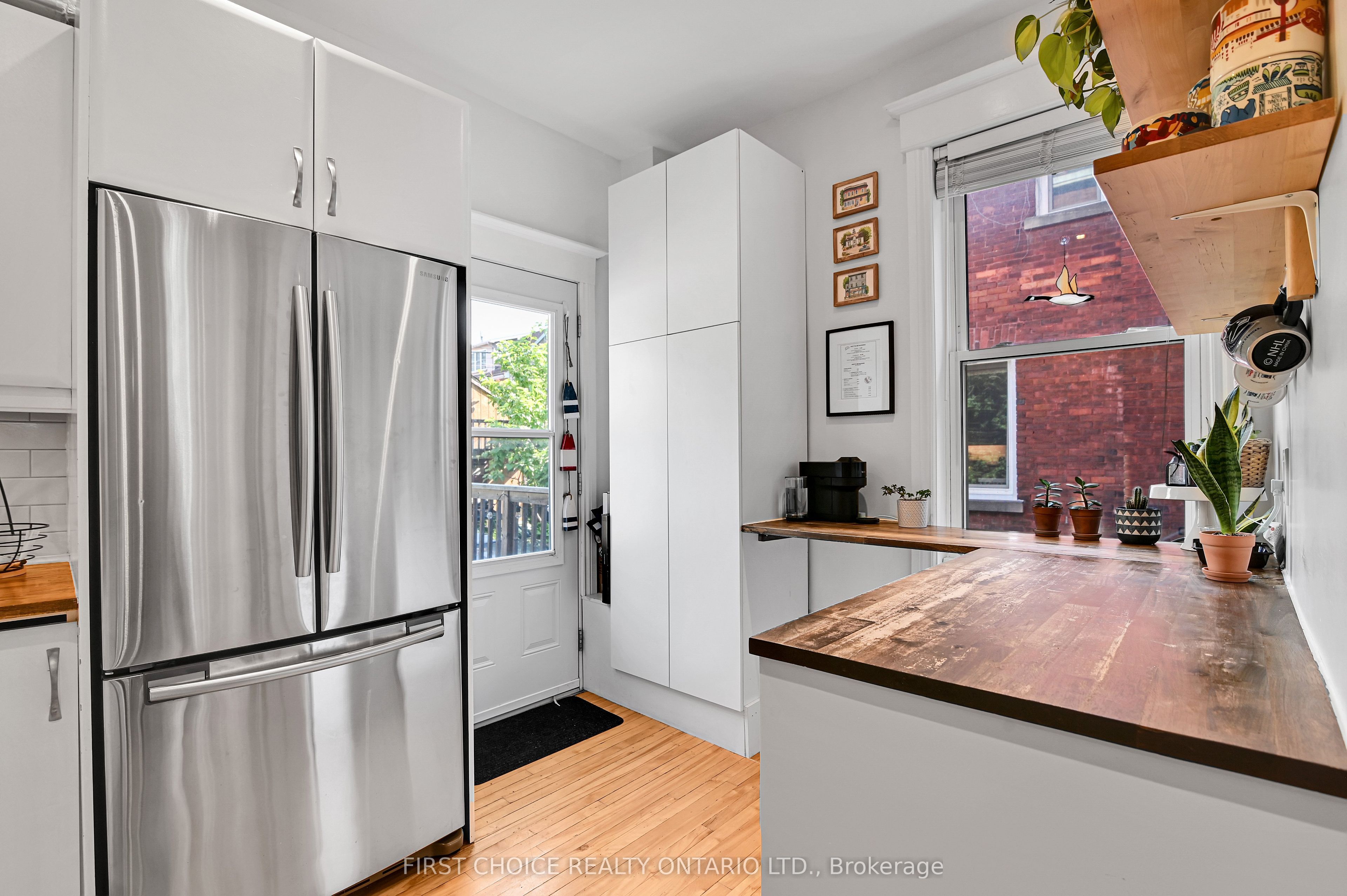 276 Fifth Avenue Property Photo 16