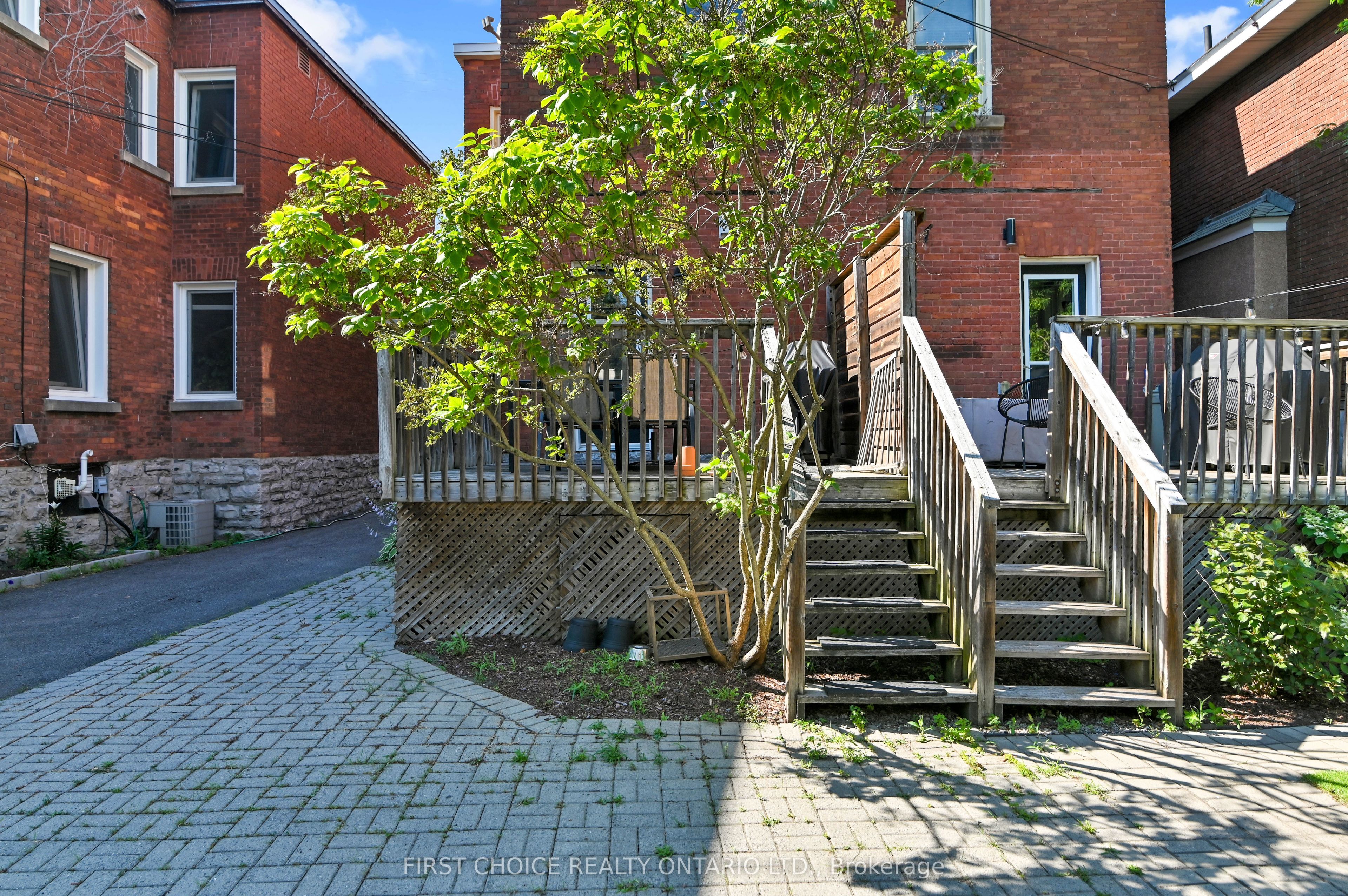 276 Fifth Avenue Property Photo 30