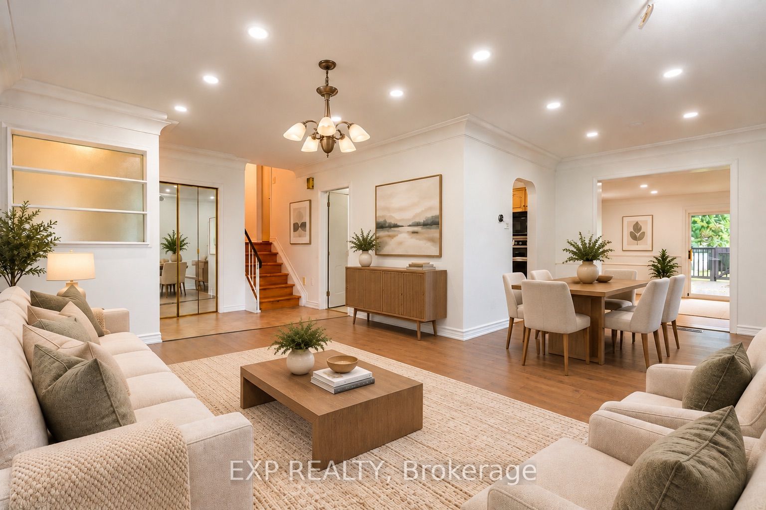1085 Saint Laurent Drive Property Photo 4