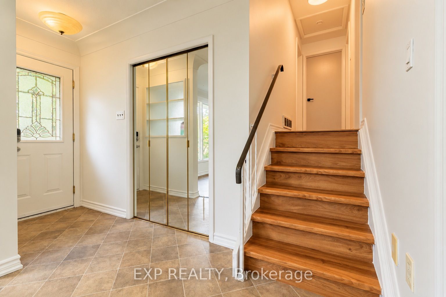 1085 Saint Laurent Drive Property Photo 12