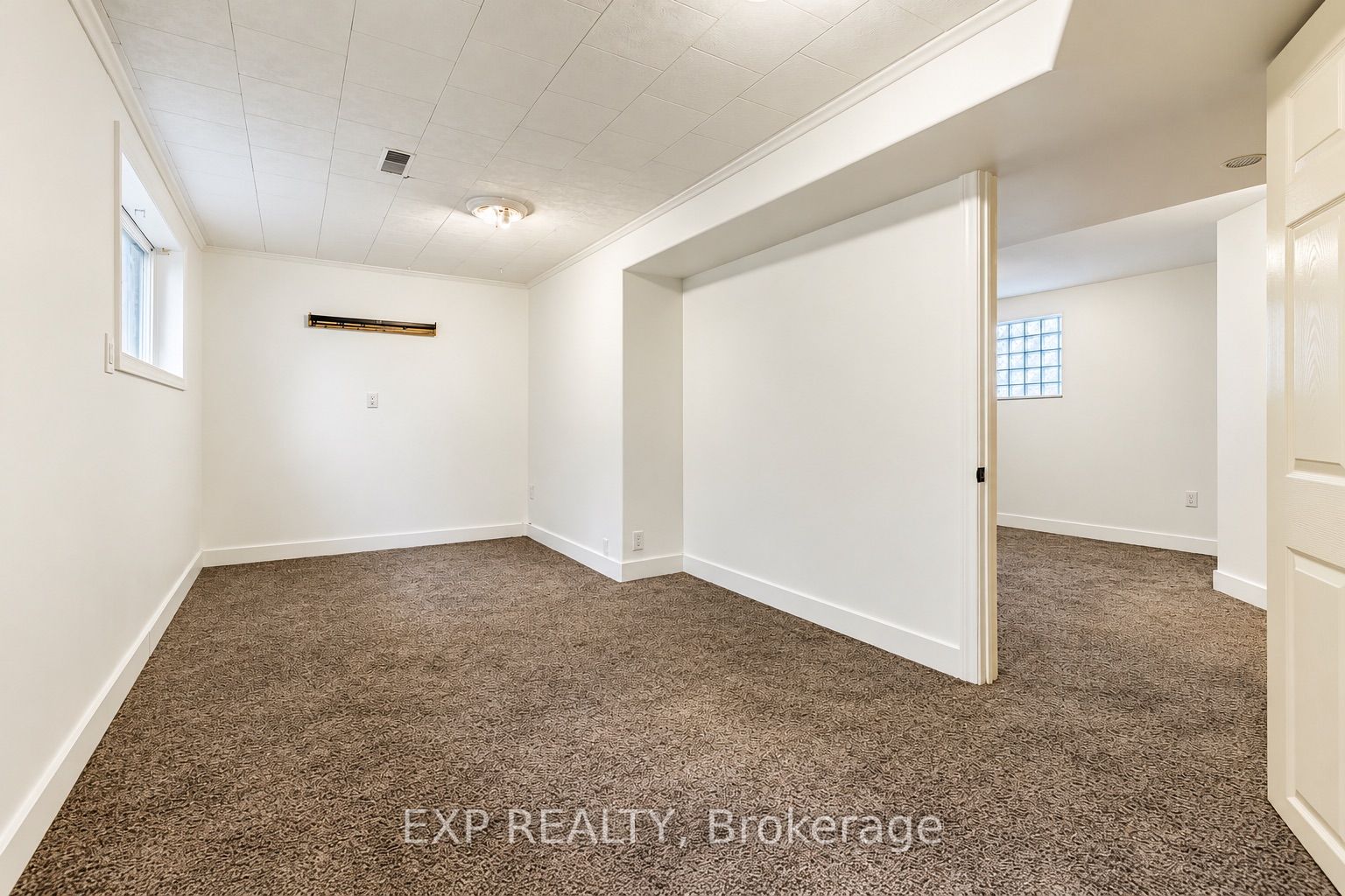1085 Saint Laurent Drive Property Photo 22