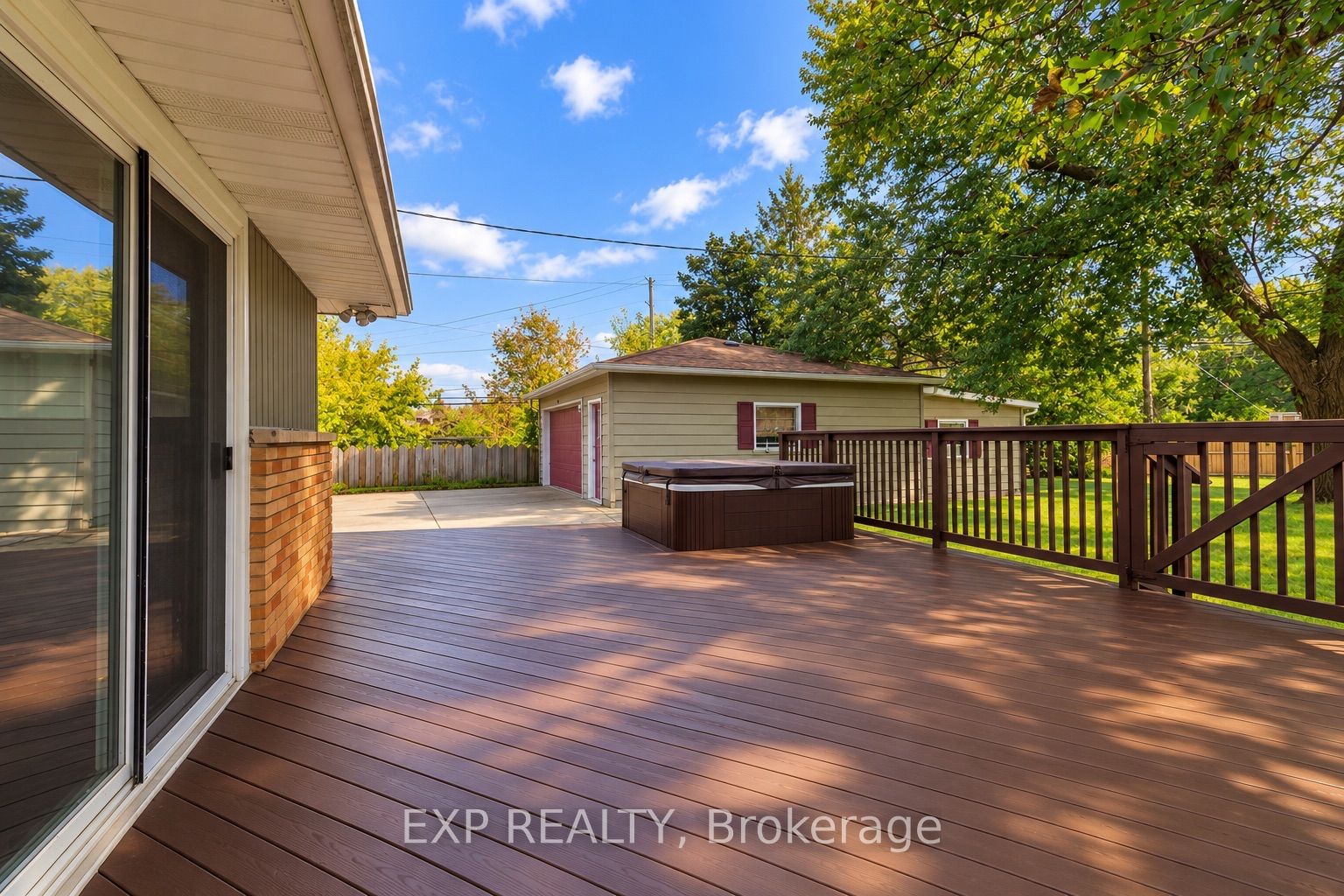 1085 Saint Laurent Drive Property Photo 27