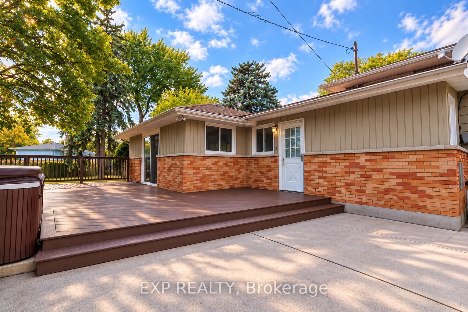 1085 Saint Laurent Drive Property Photo 29