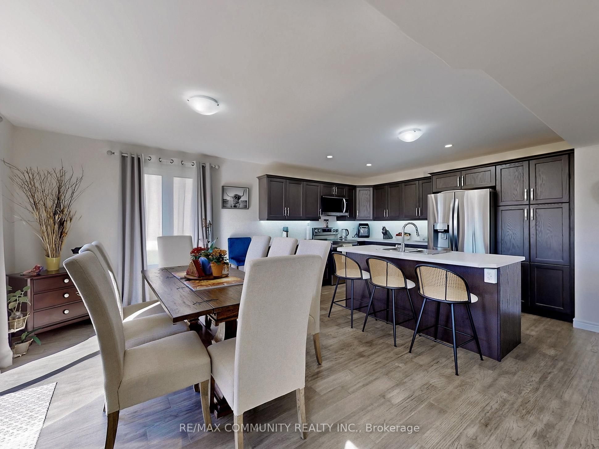 X13883494 Property Photo 10