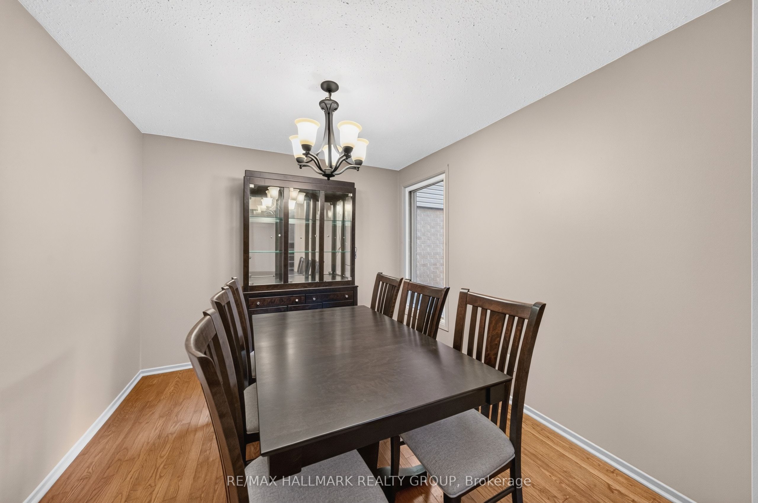 19 Fallow Court Property Photo 7