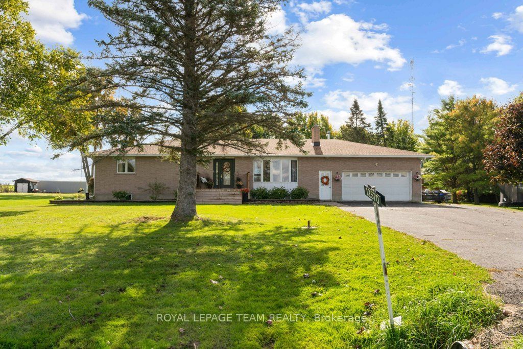 12570 County 18 Road Property Photo 3