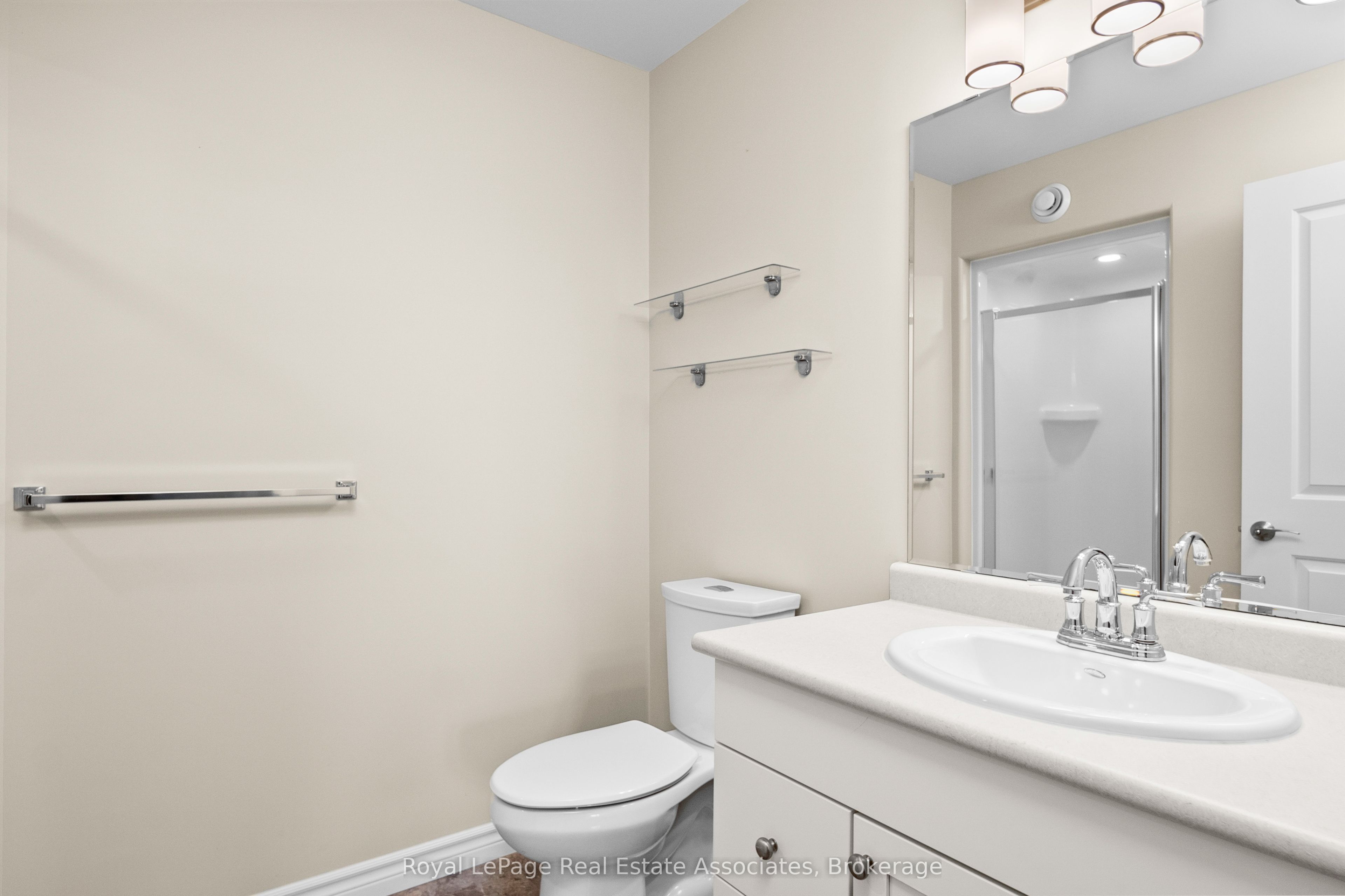 740 Augusta Drive 204 Property Photo 17