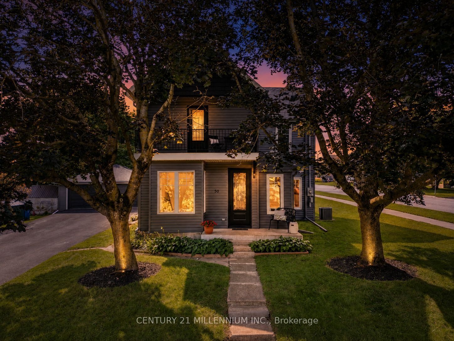 50 Leeson Street S Property Photo 1