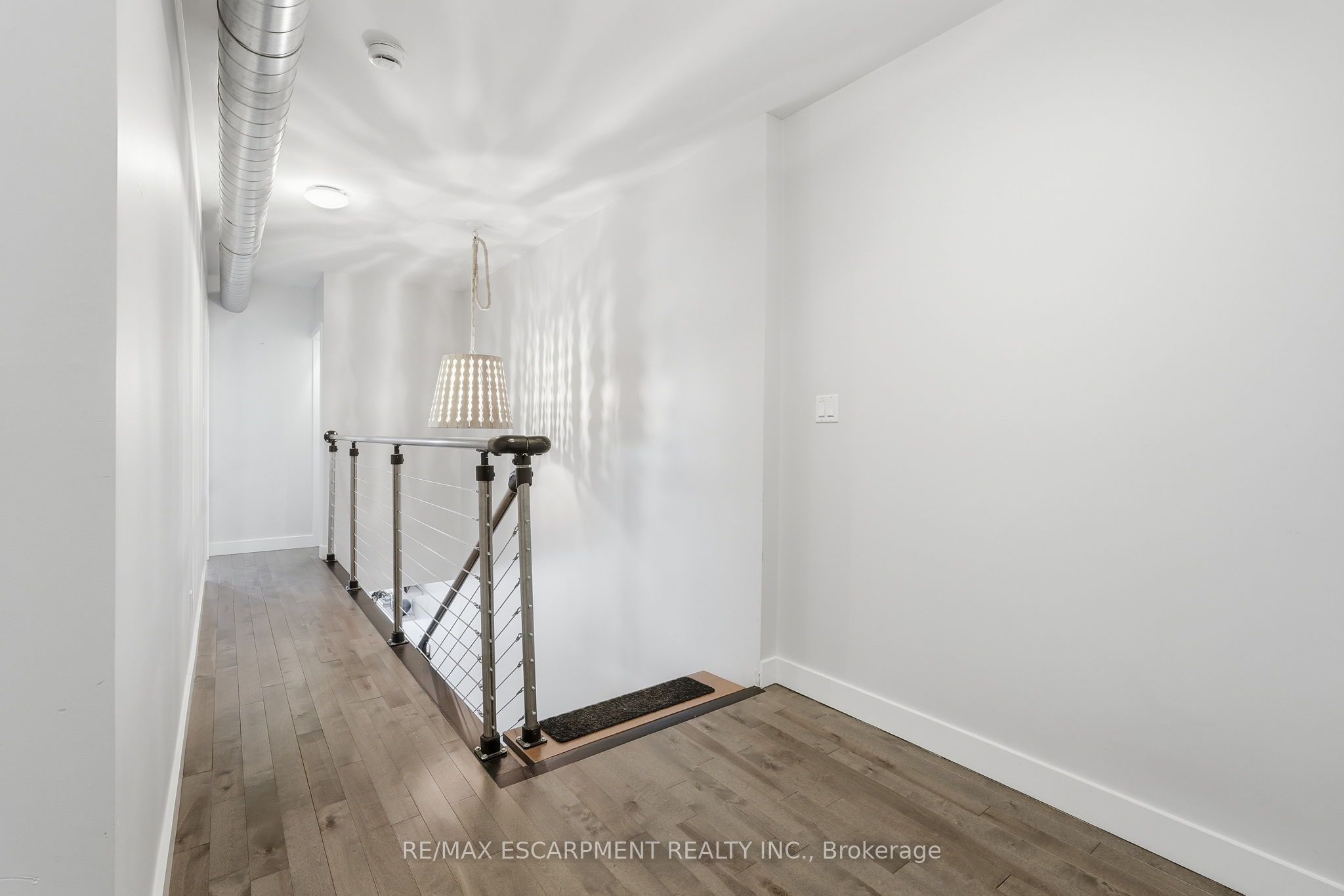 414 John Street Property Photo 20