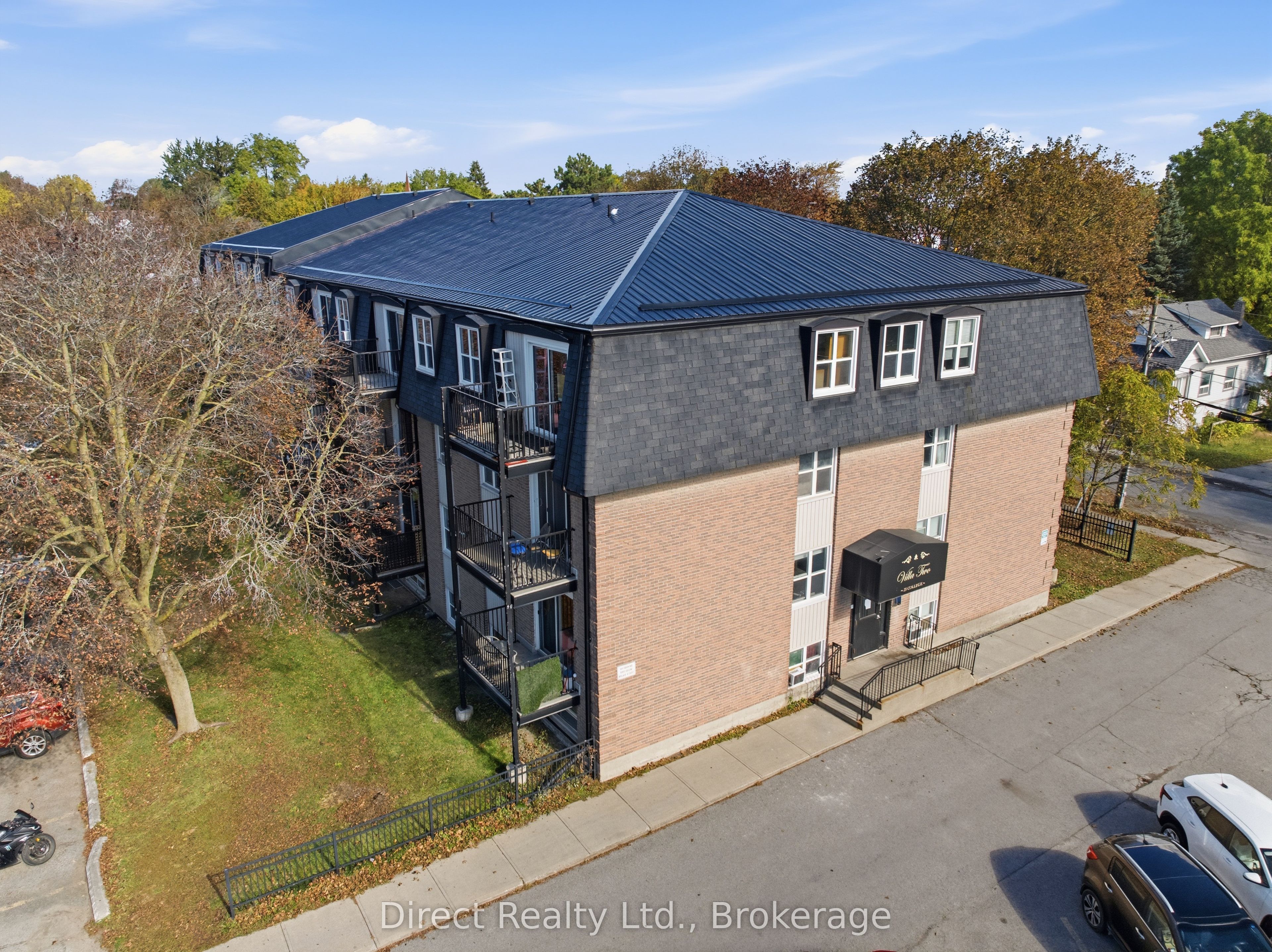 25 College Street E 108 Property Photo 1