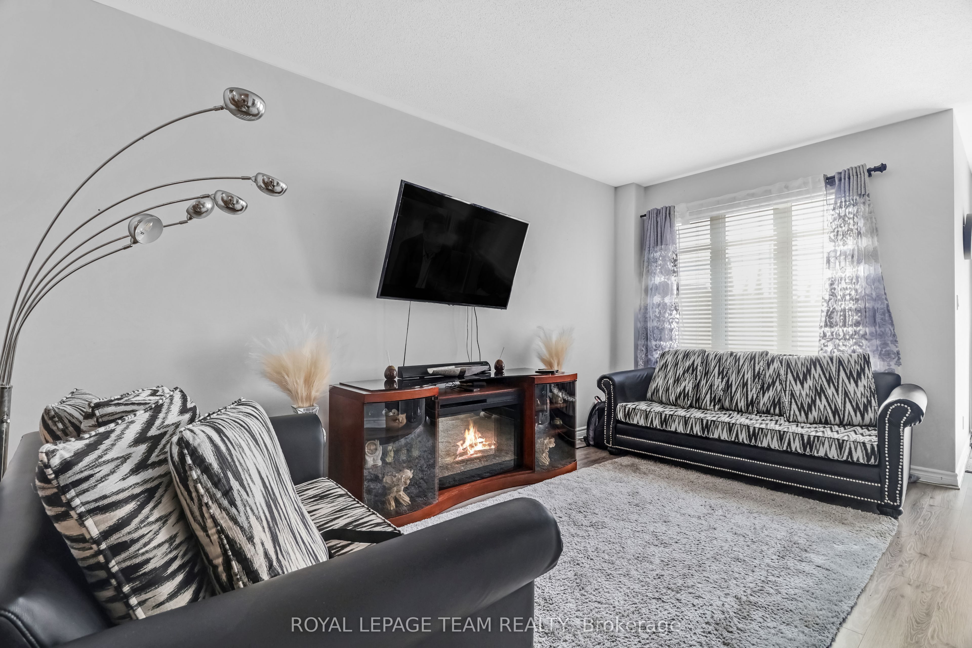 2224 Angelica Avenue Property Photo 8