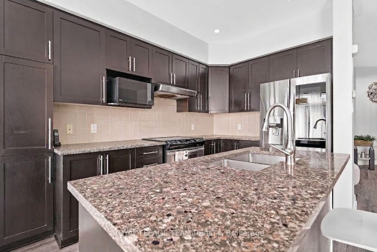 2224 Angelica Avenue Property Photo 10