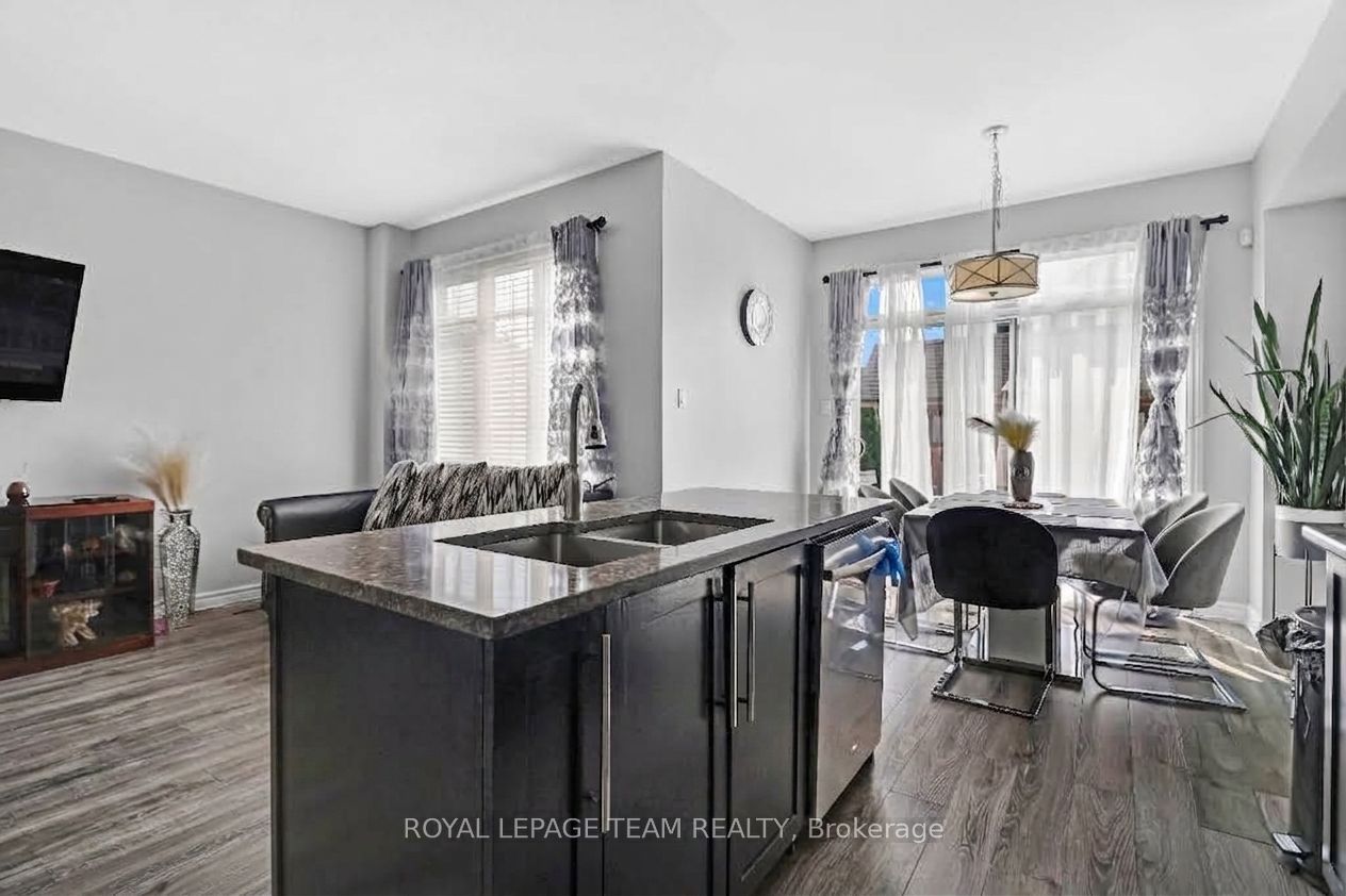 2224 Angelica Avenue Property Photo 11