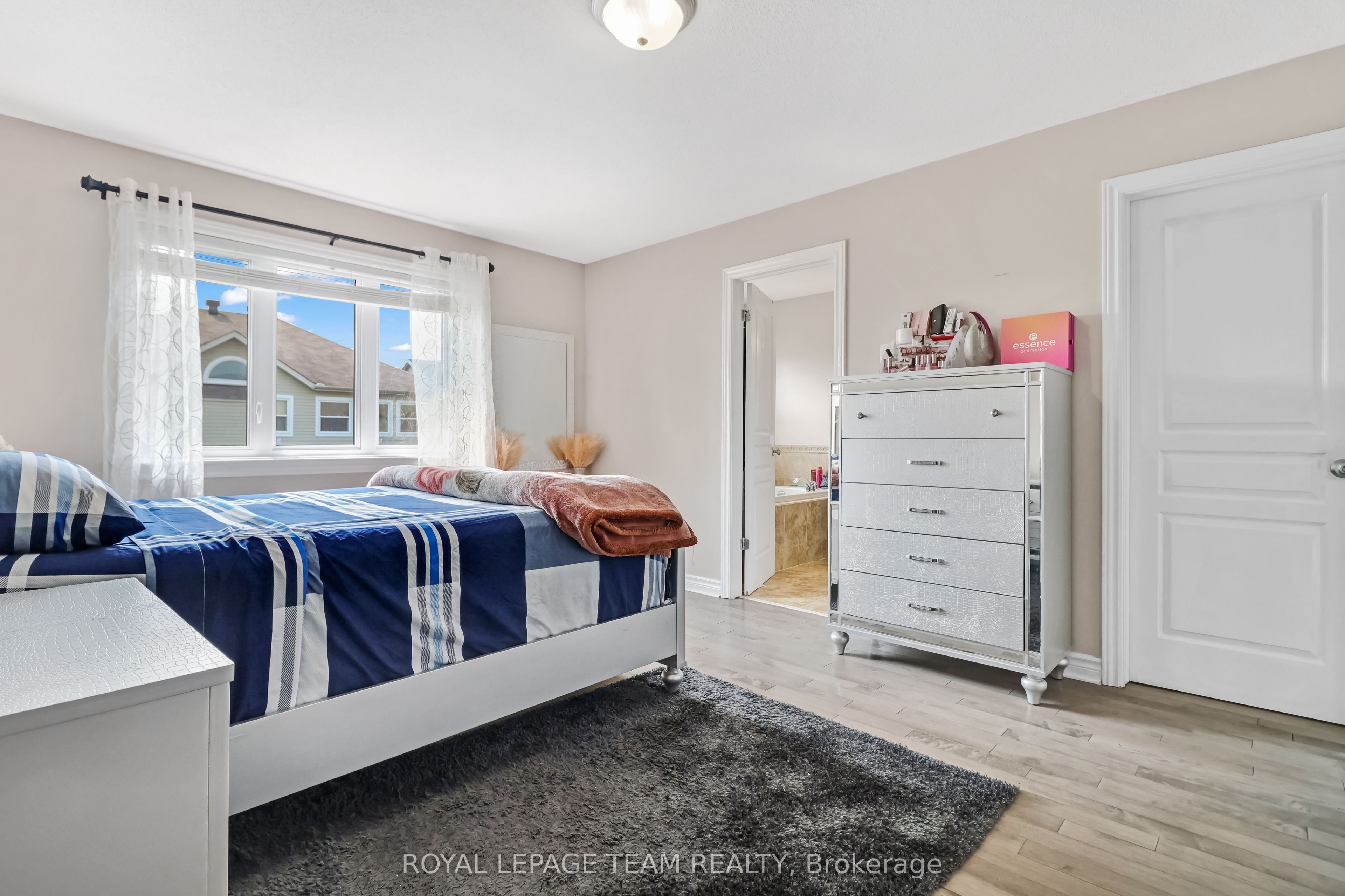 2224 Angelica Avenue Property Photo 16