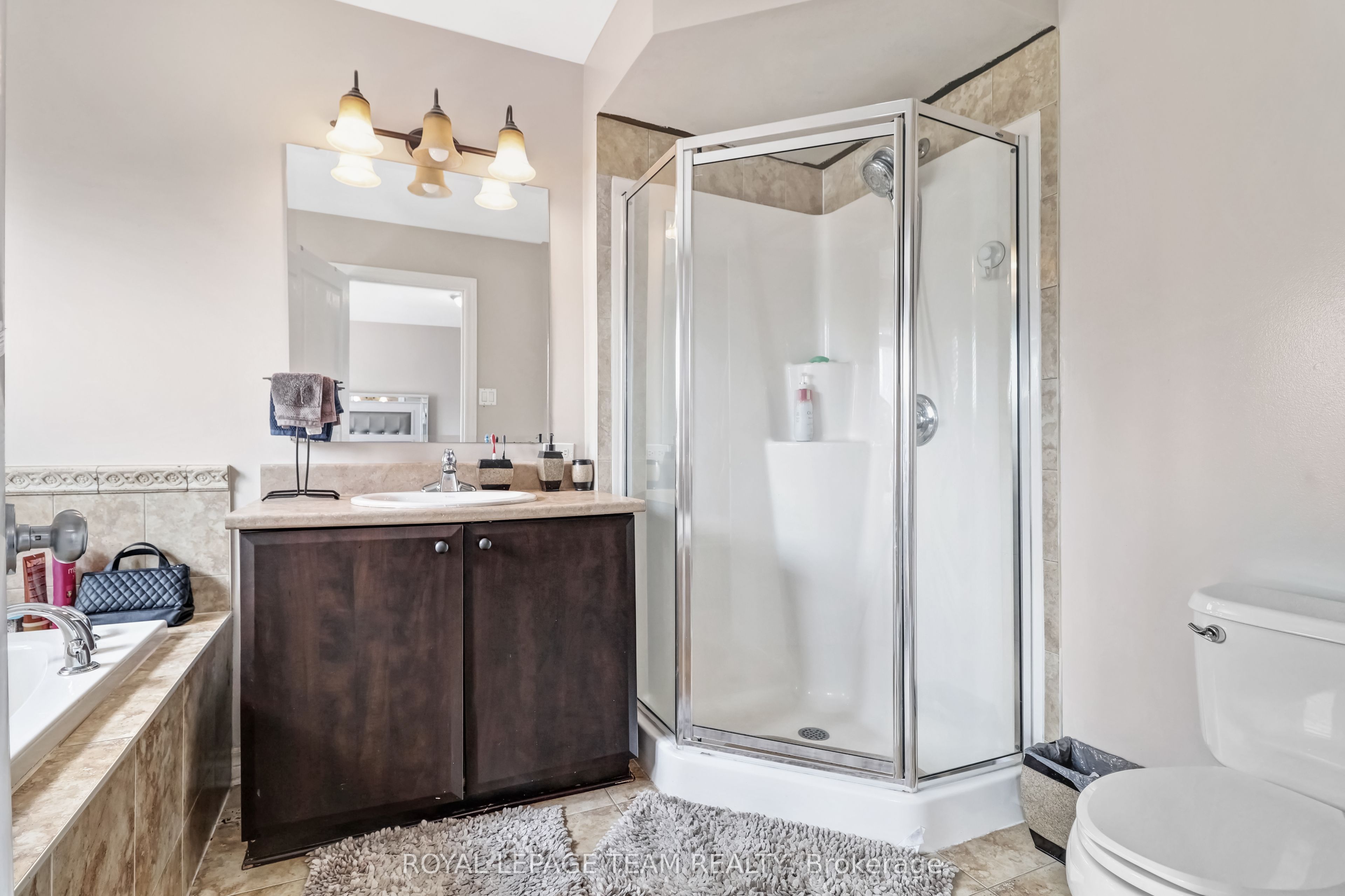 2224 Angelica Avenue Property Photo 17