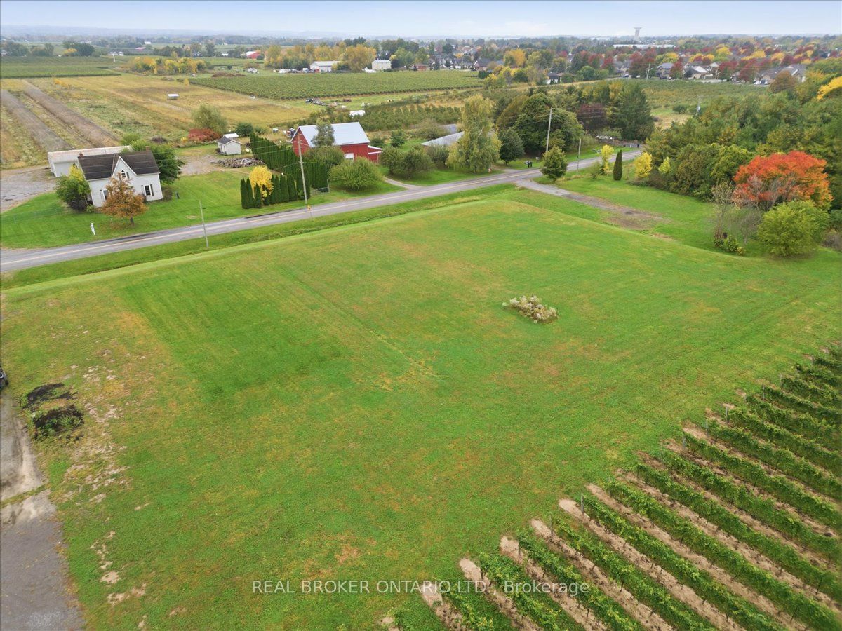 846 Line 1 Road Property Photo 7