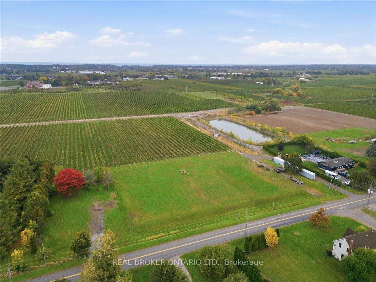 846 Line 1 Road Property Photo 11