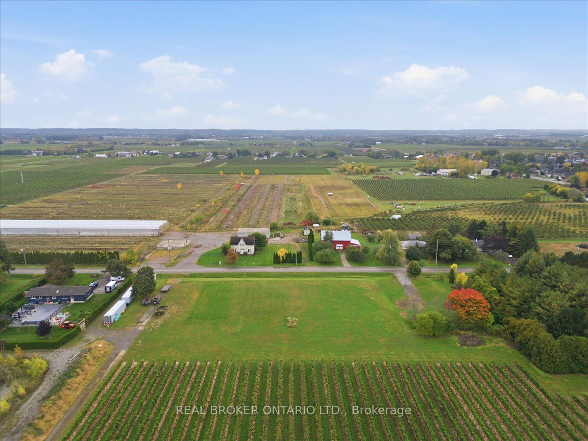 846 Line 1 Road Property Photo 12