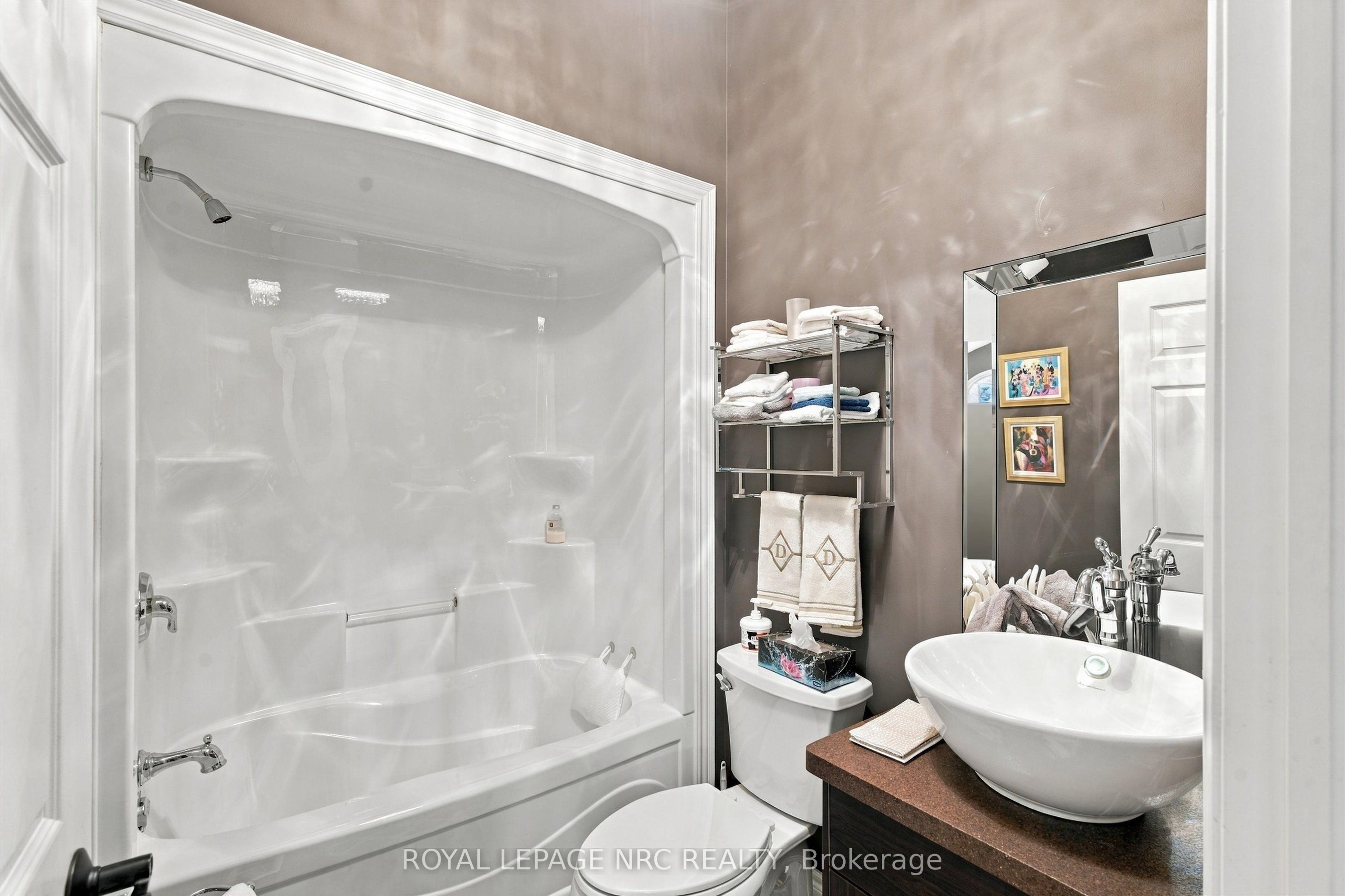 3232 Montrose Road 8 Property Photo 23