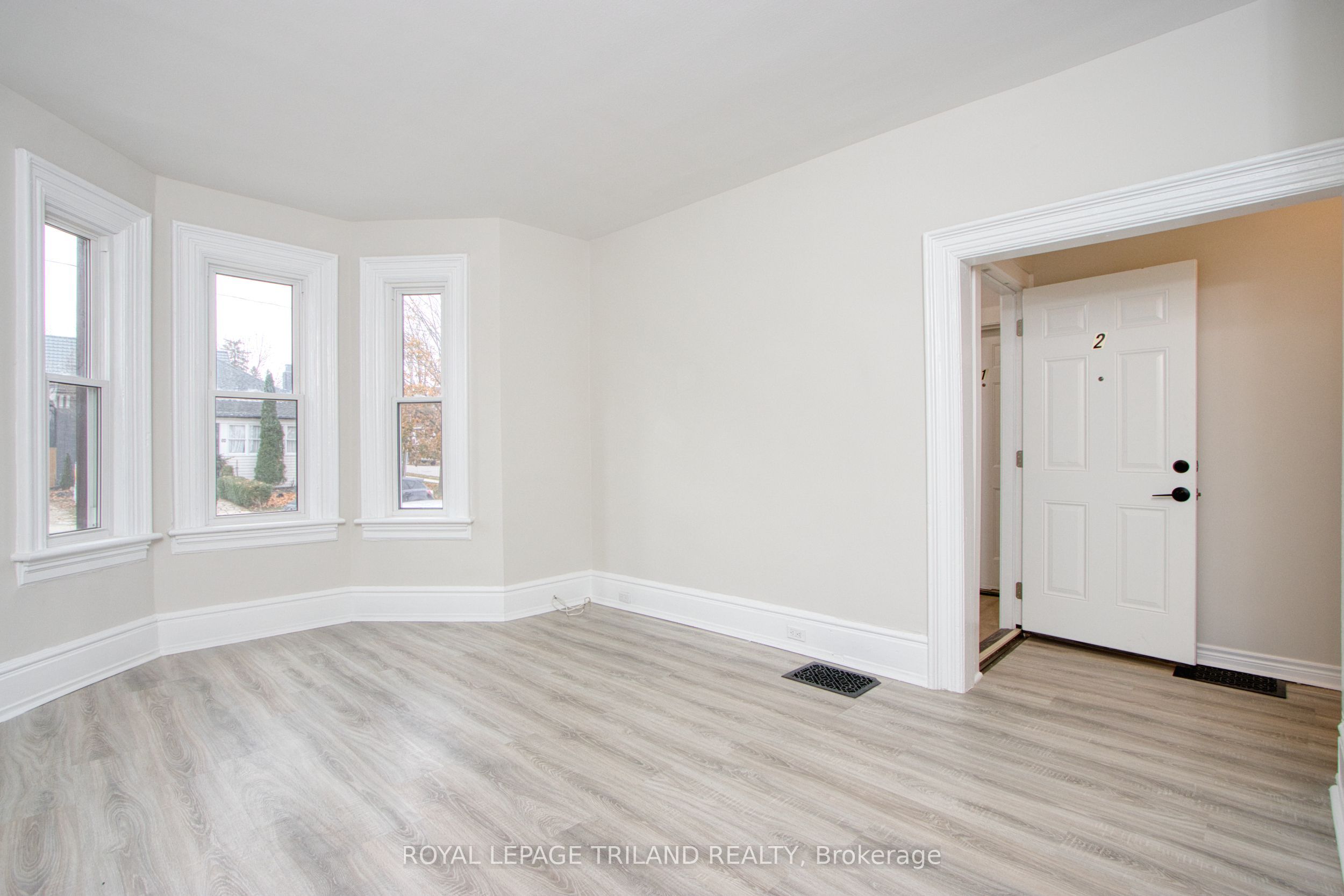 53 Gladstone Avenue 2 Property Photo 2
