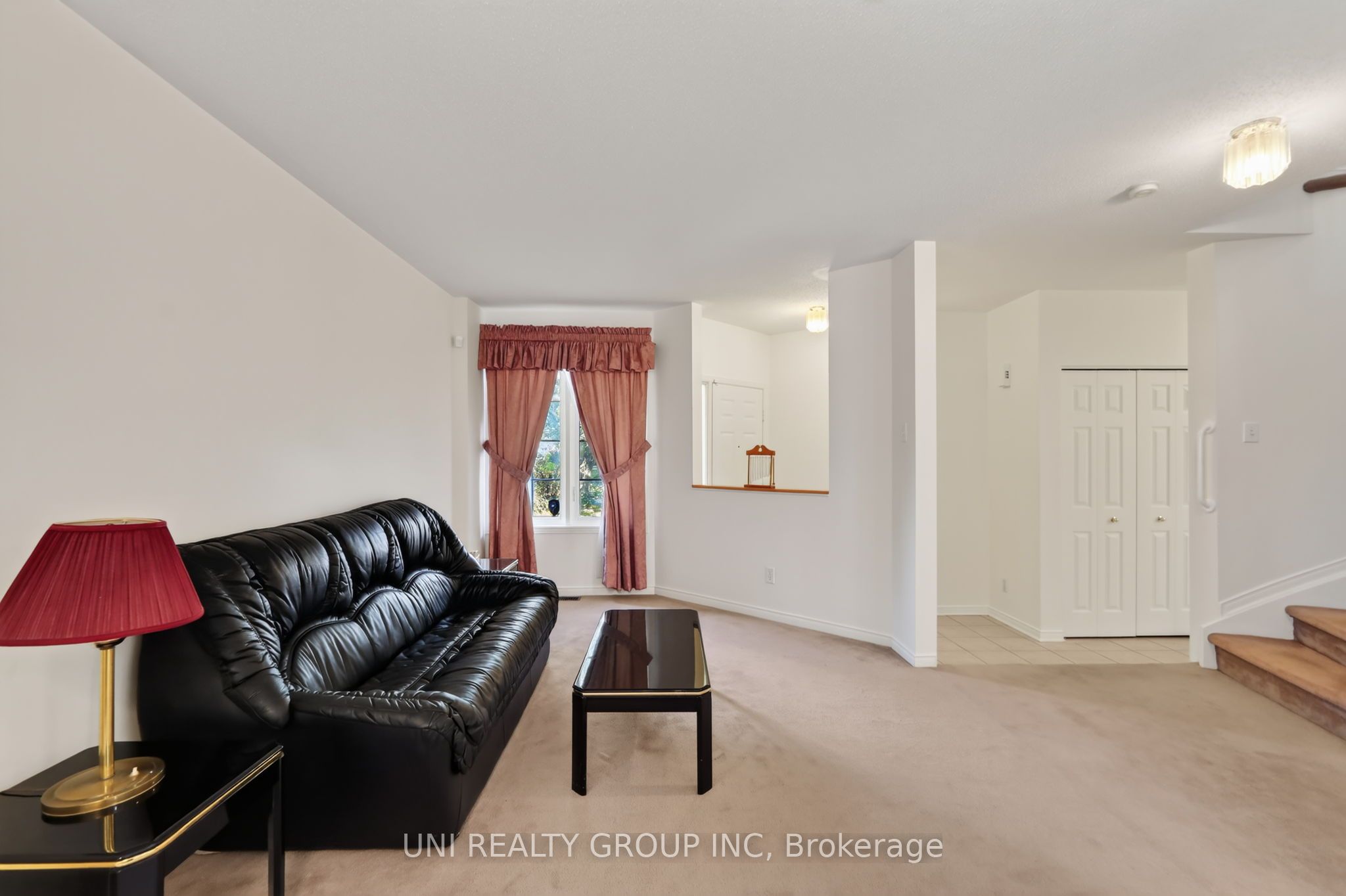 43 Crystal Park Crescent Property Photo 7