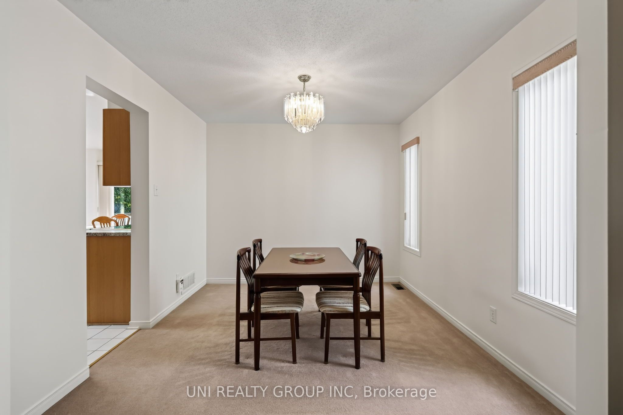 43 Crystal Park Crescent Property Photo 8