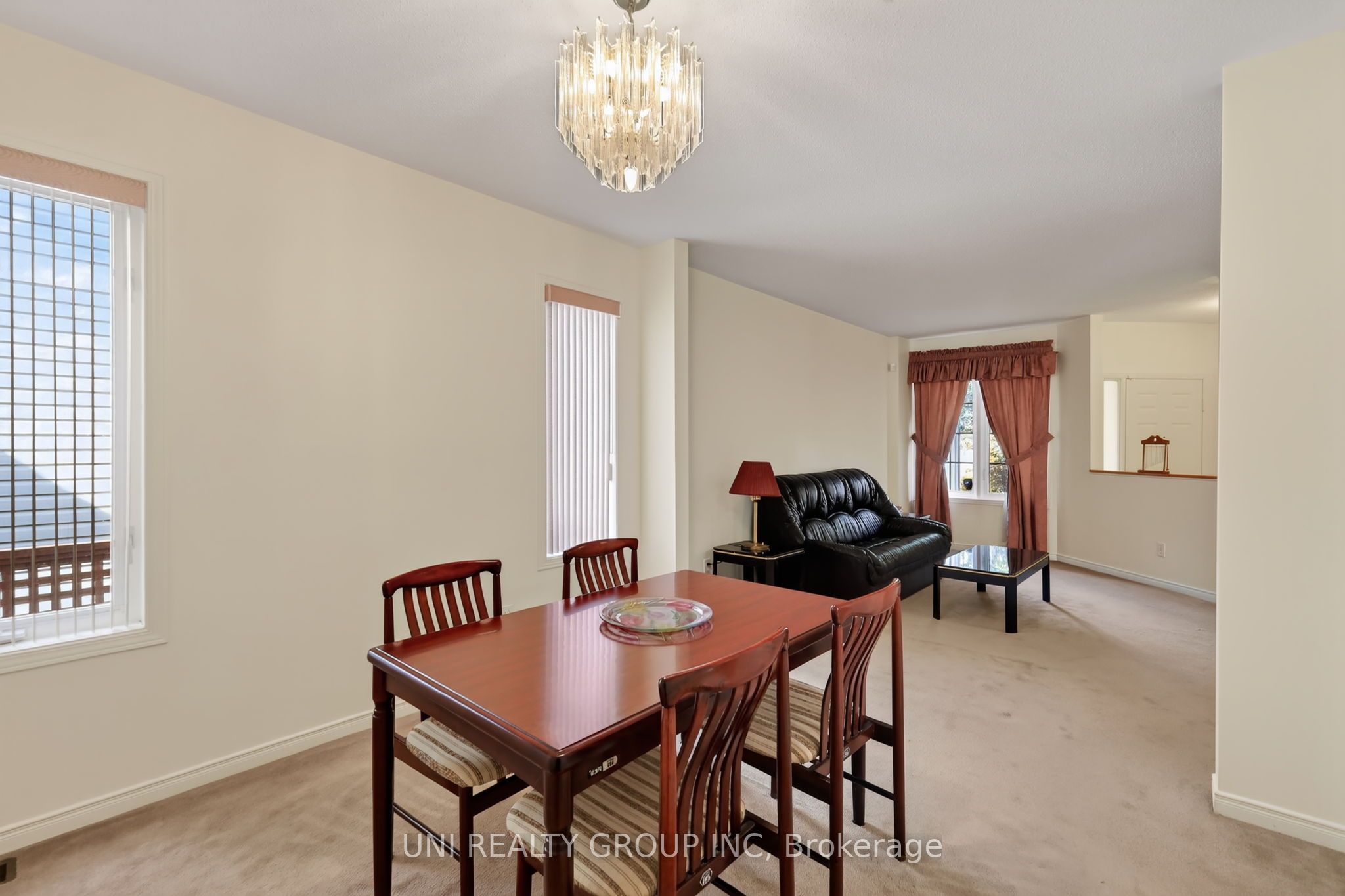 43 Crystal Park Crescent Property Photo 10