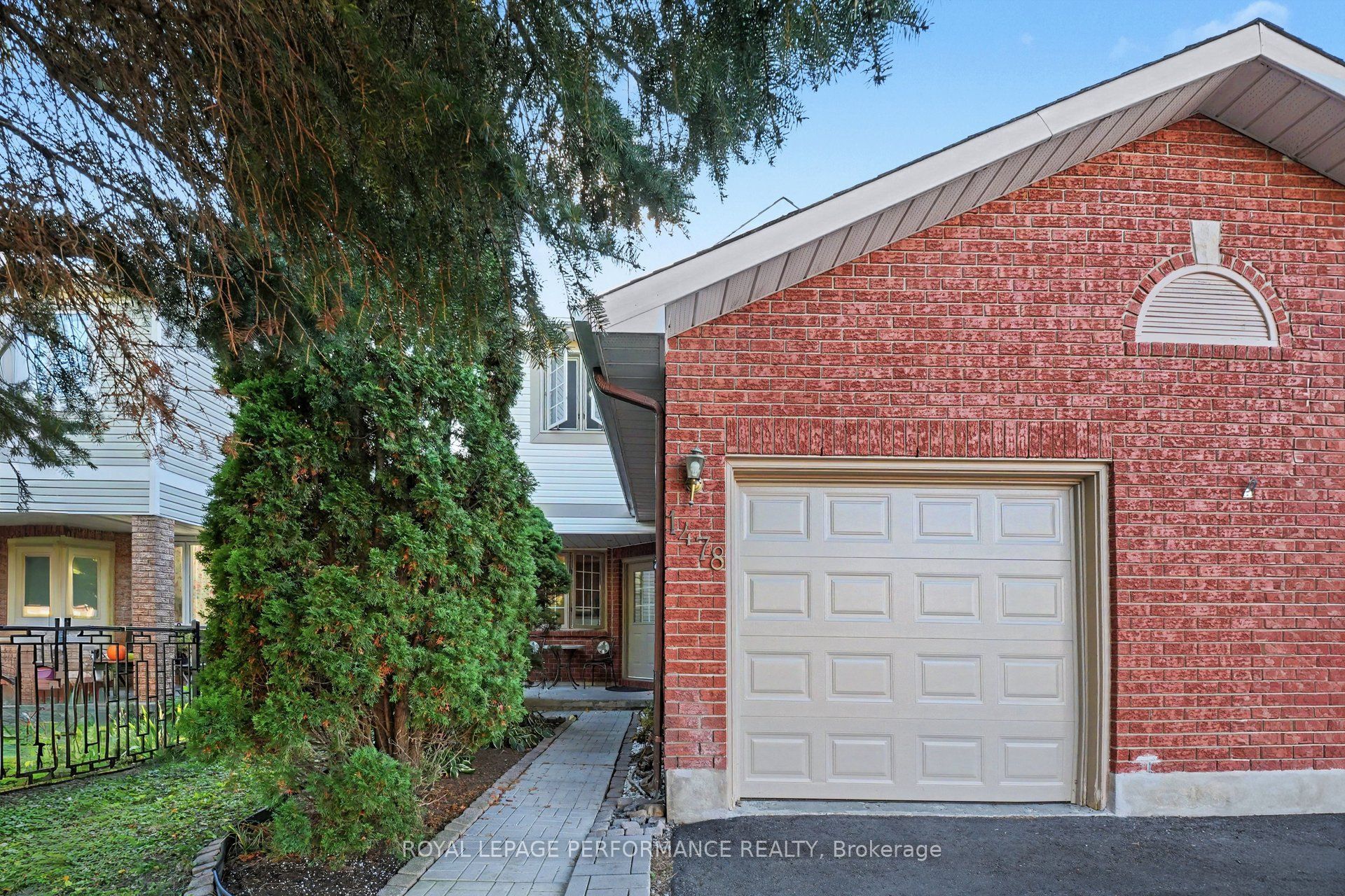 1478 Corsham Avenue Property Photo 1