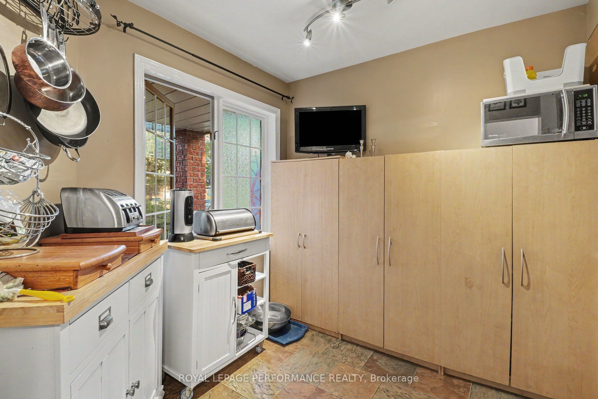 1478 Corsham Avenue Property Photo 23