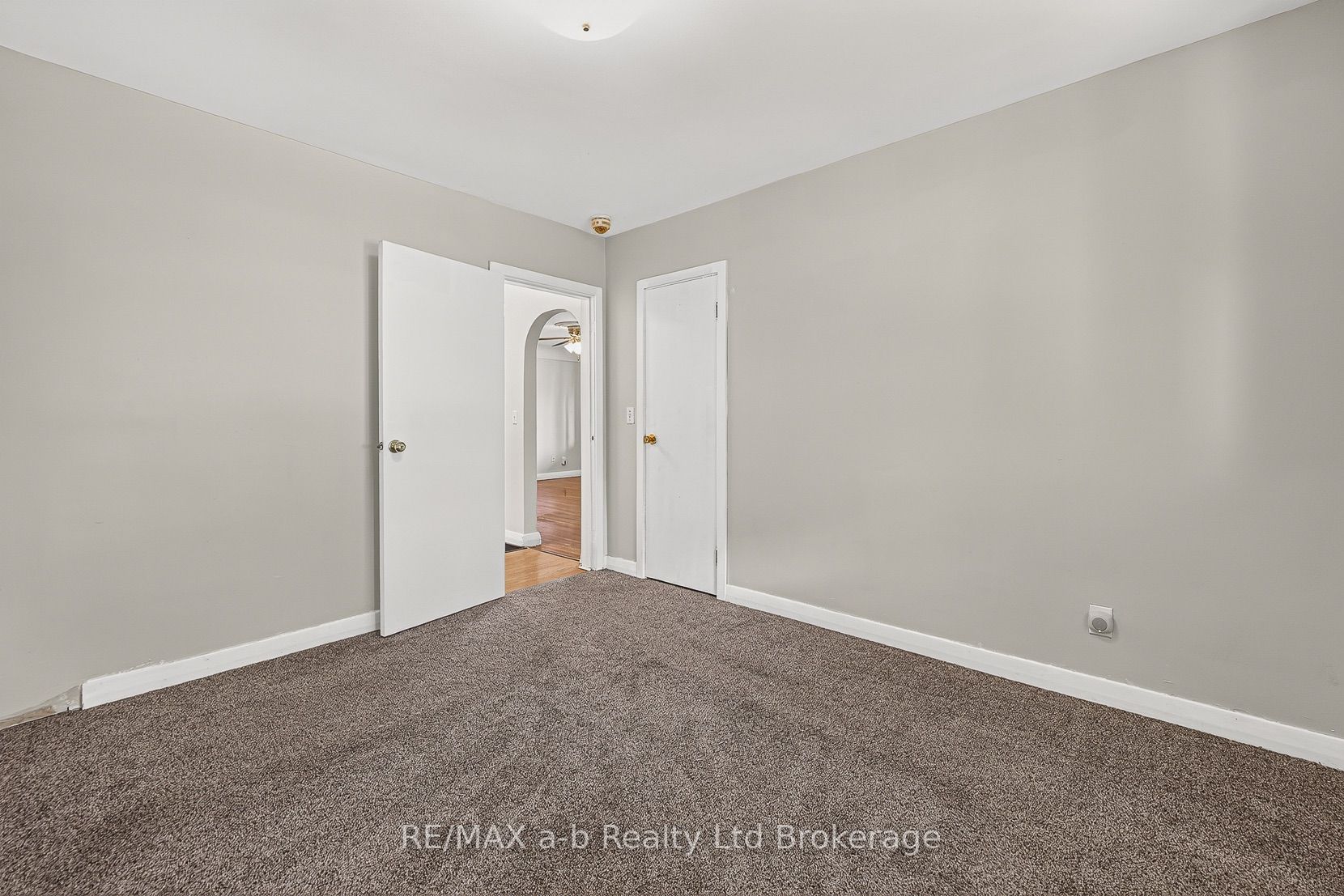 830 Maple Avenue Property Photo 16